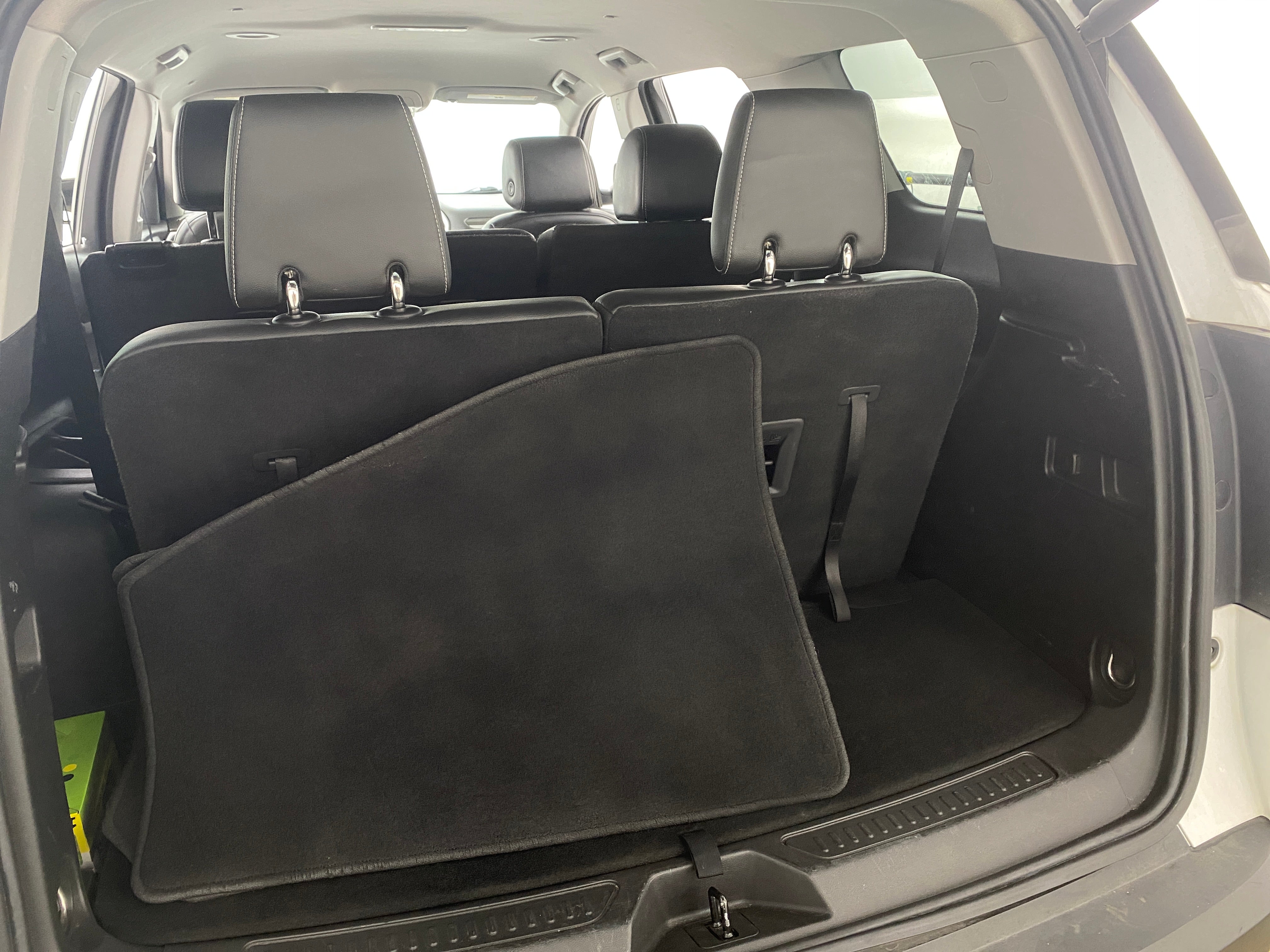 2023 GMC Acadia SLT 6