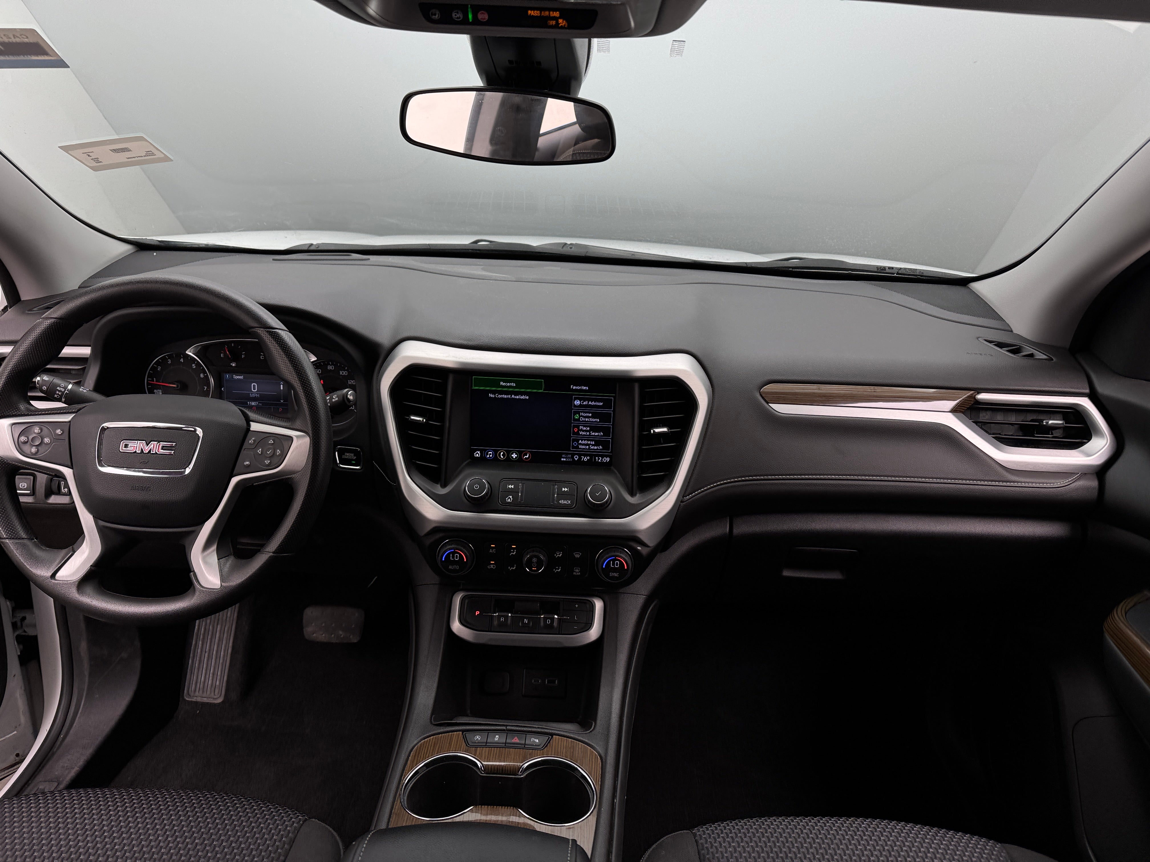 2023 GMC Acadia SLE 3