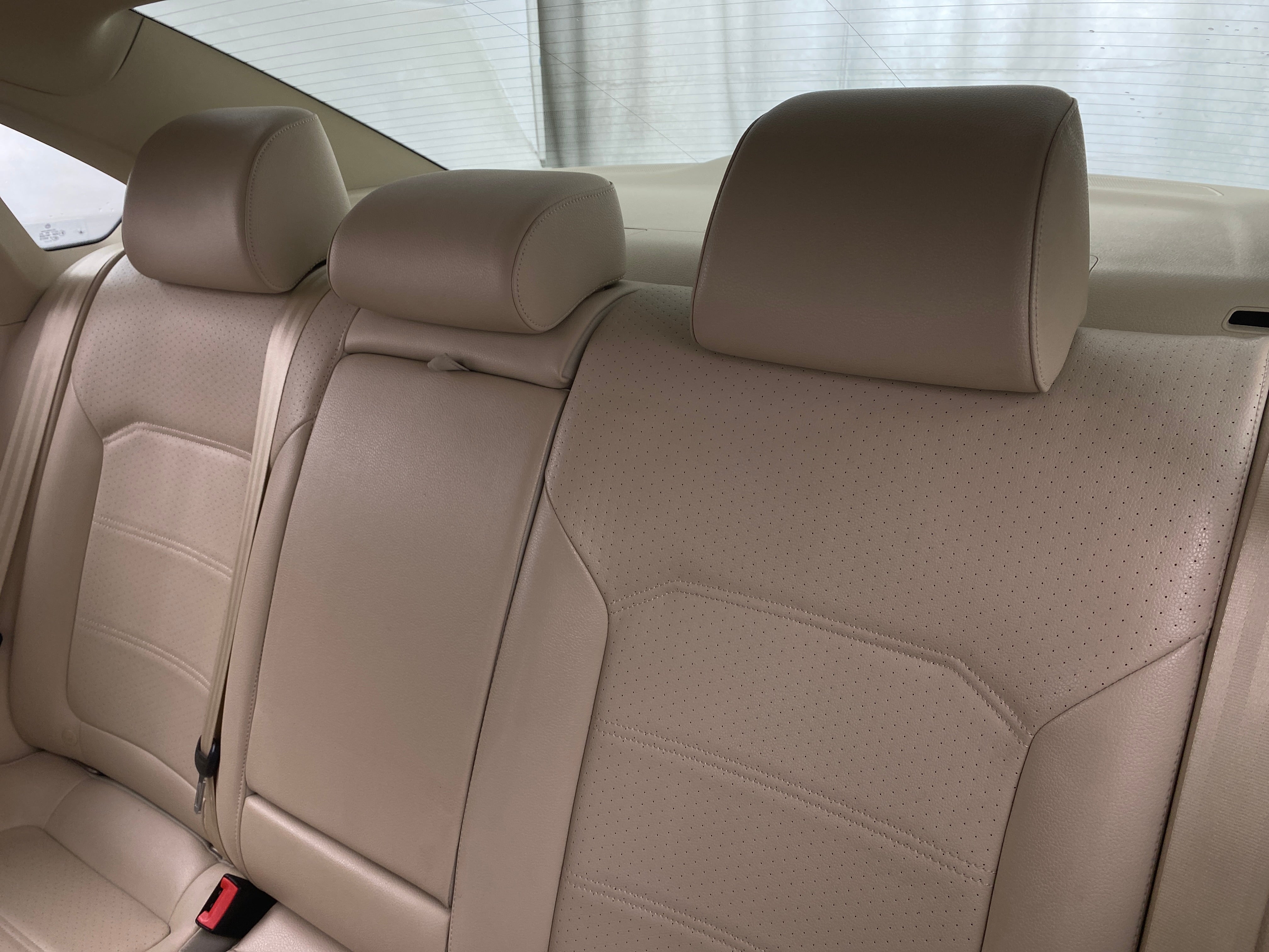 2015 Volkswagen Passat SE 5