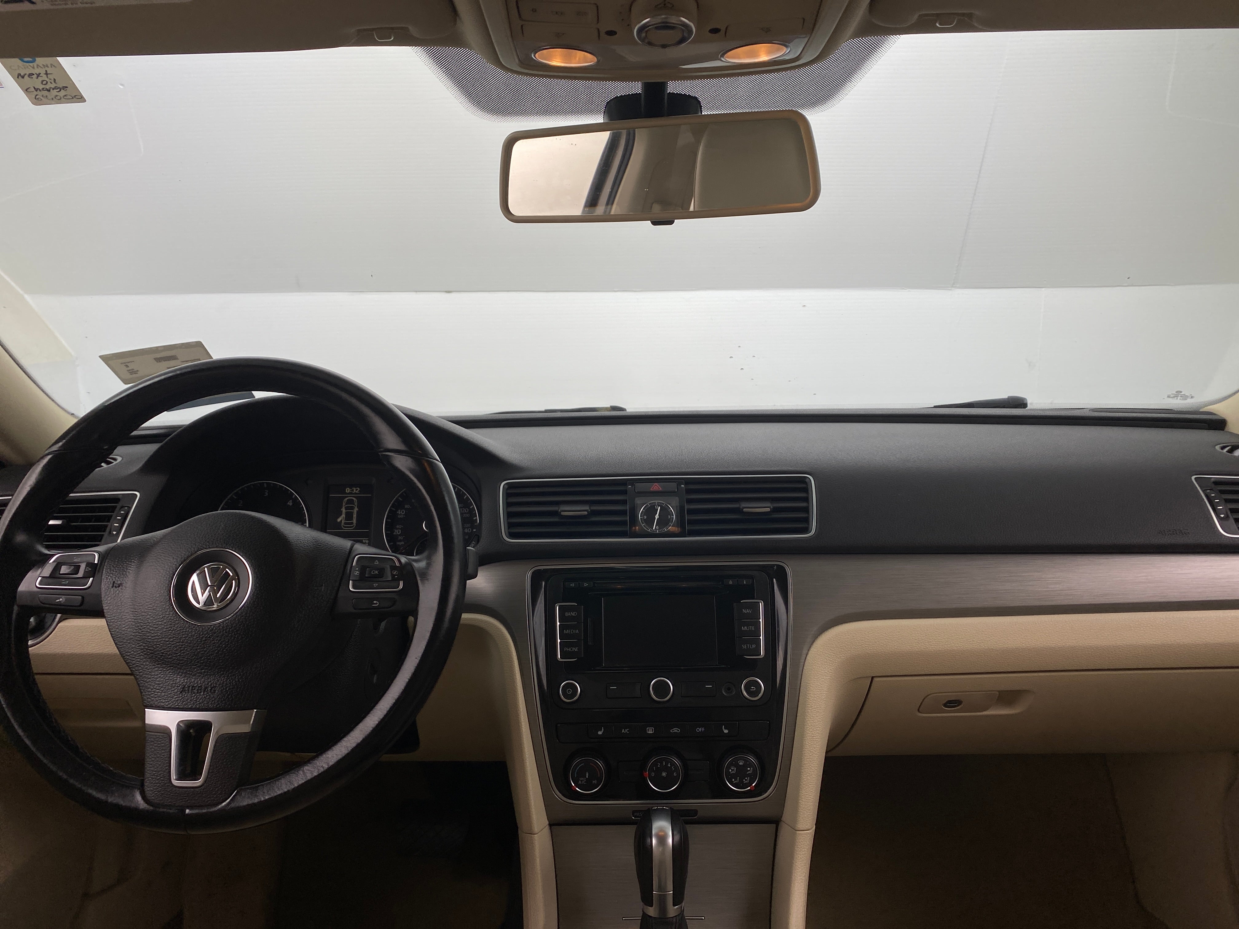 2015 Volkswagen Passat SE 2