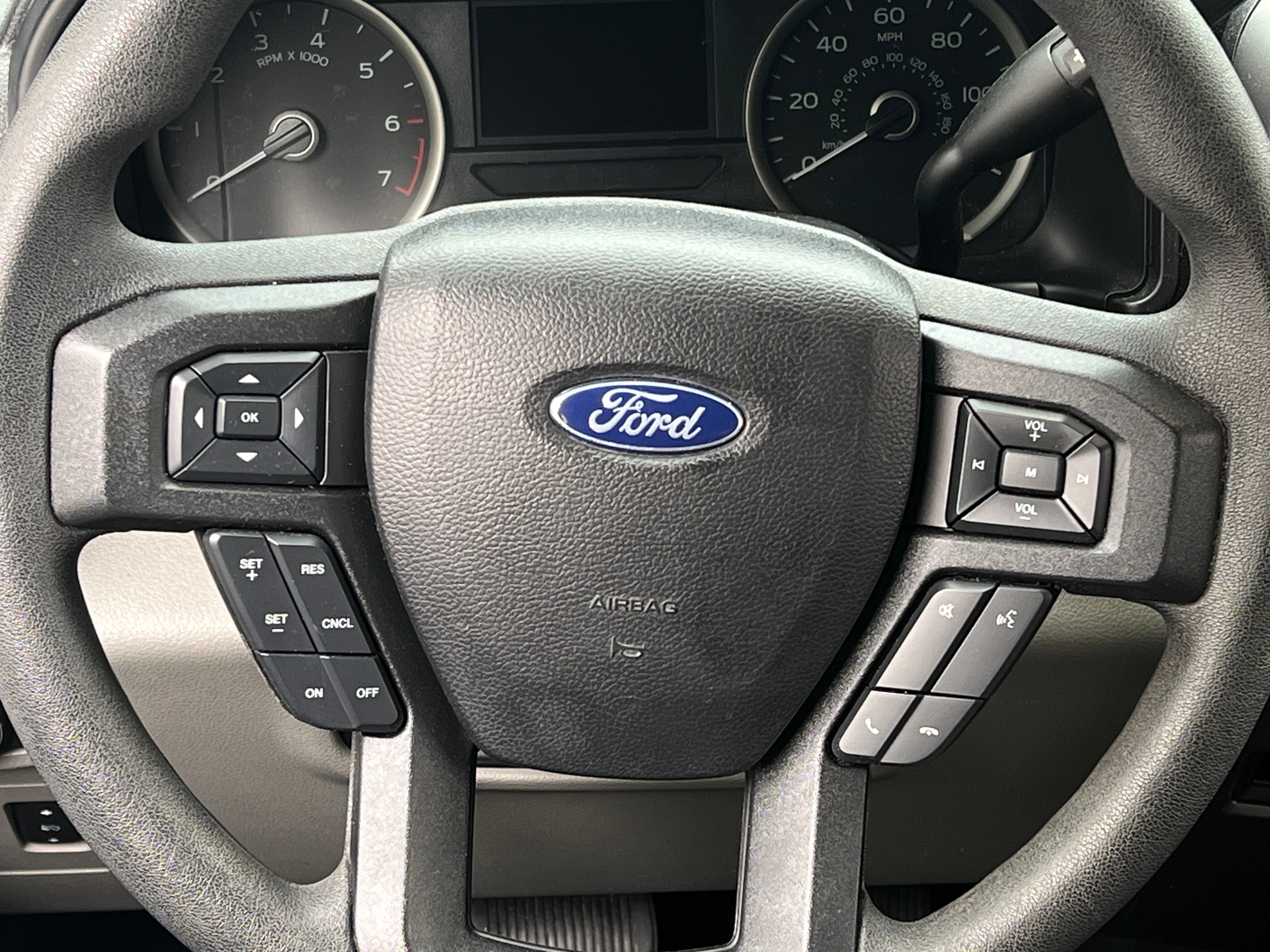 2020 Ford Econoline E-150 5