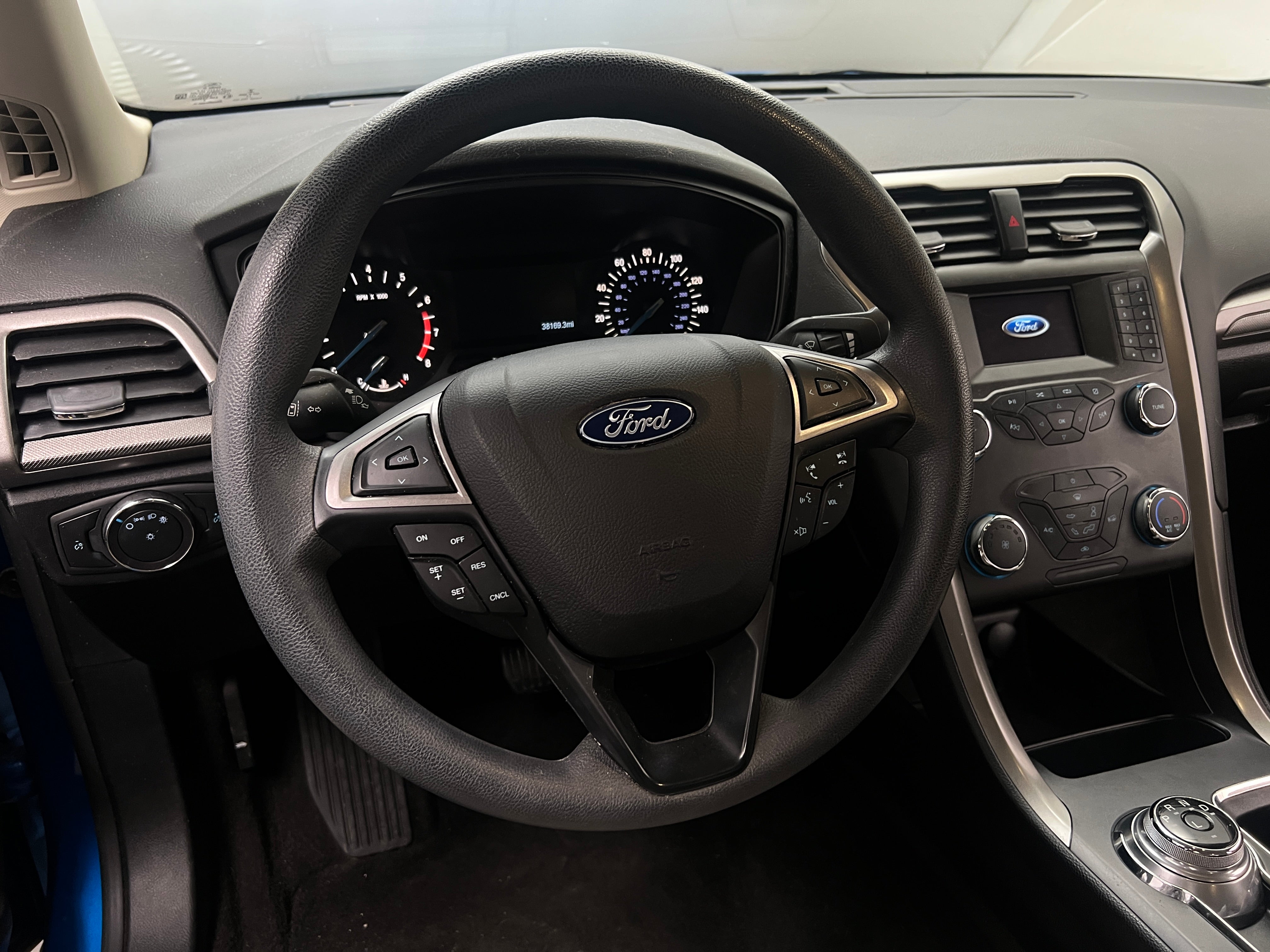 2020 Ford Fusion S 5