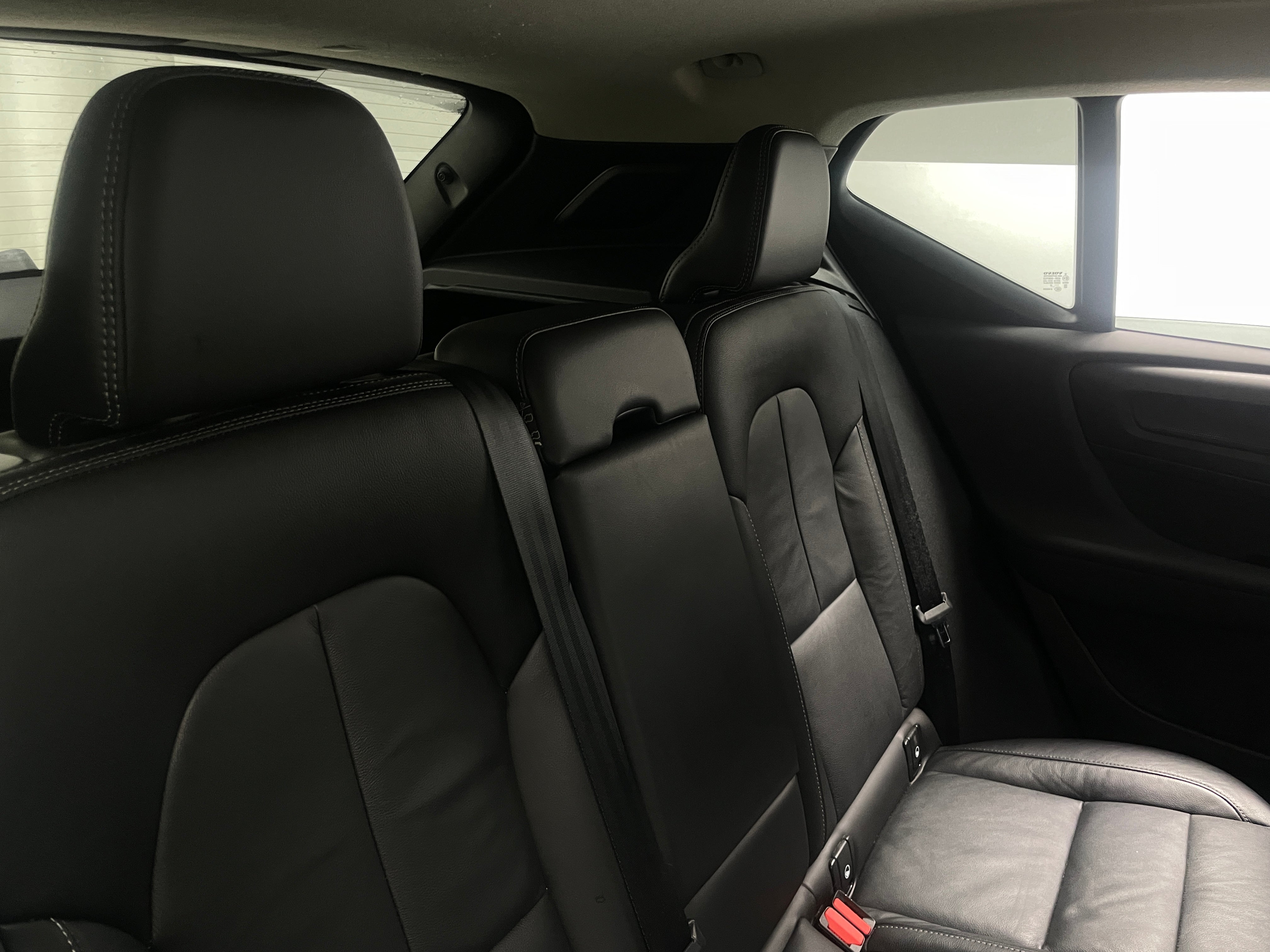 2022 Volvo XC40 T5 Momentum 5
