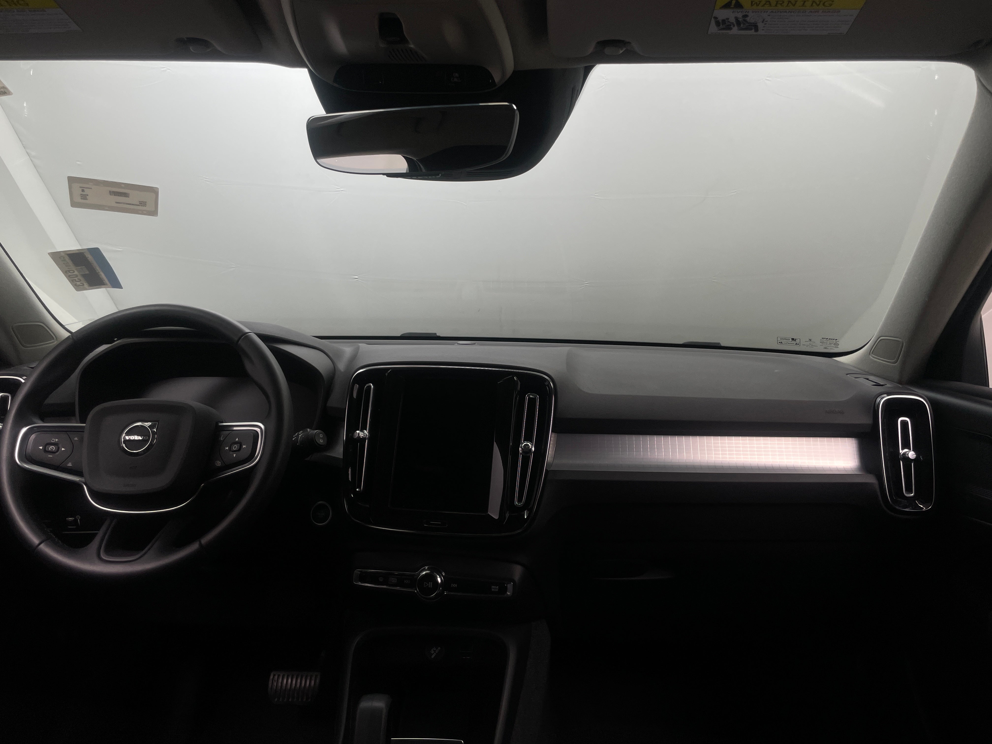 2022 Volvo XC40 T5 Momentum 2