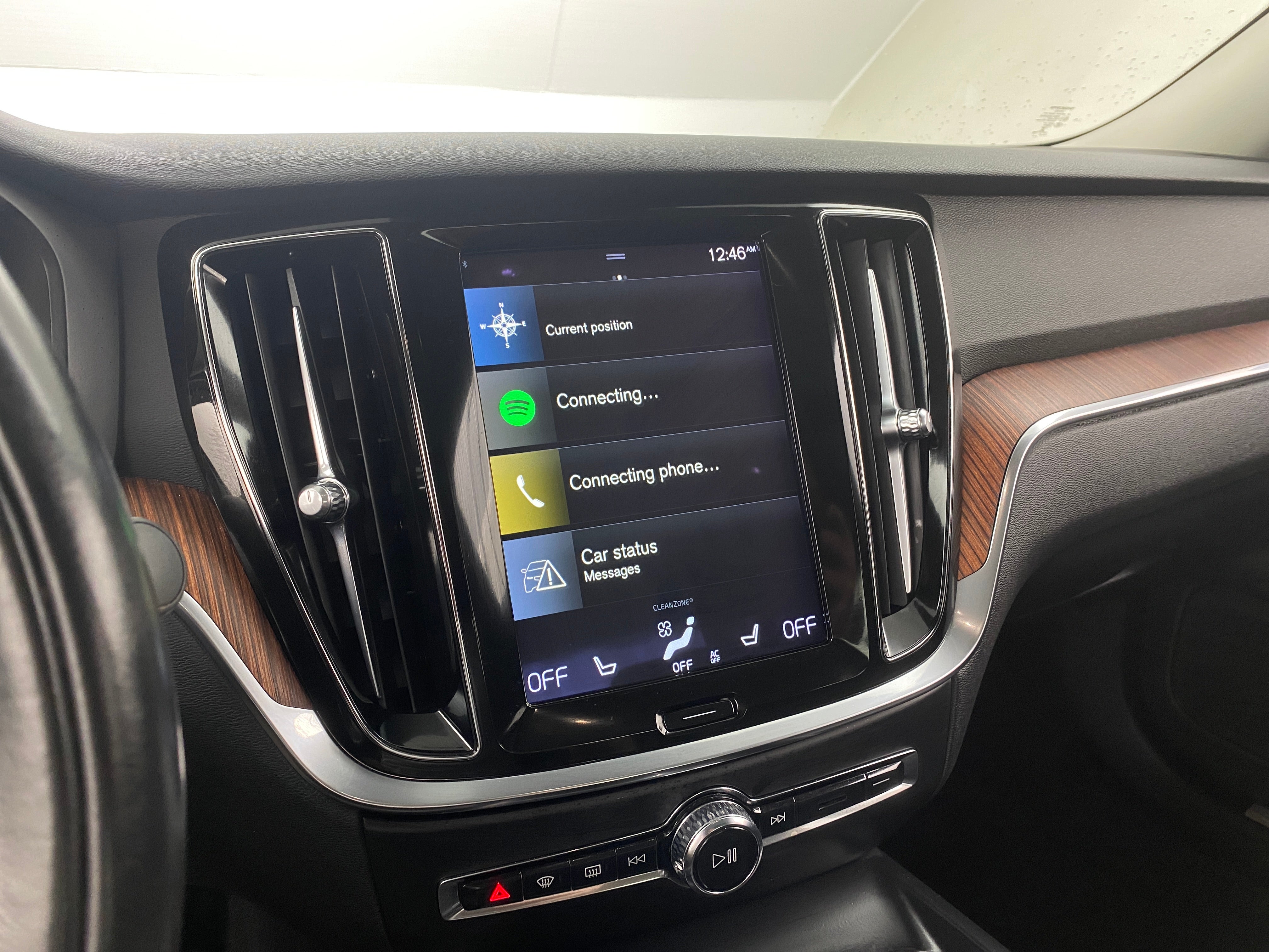 2022 Volvo S60 B5 Momentum 4