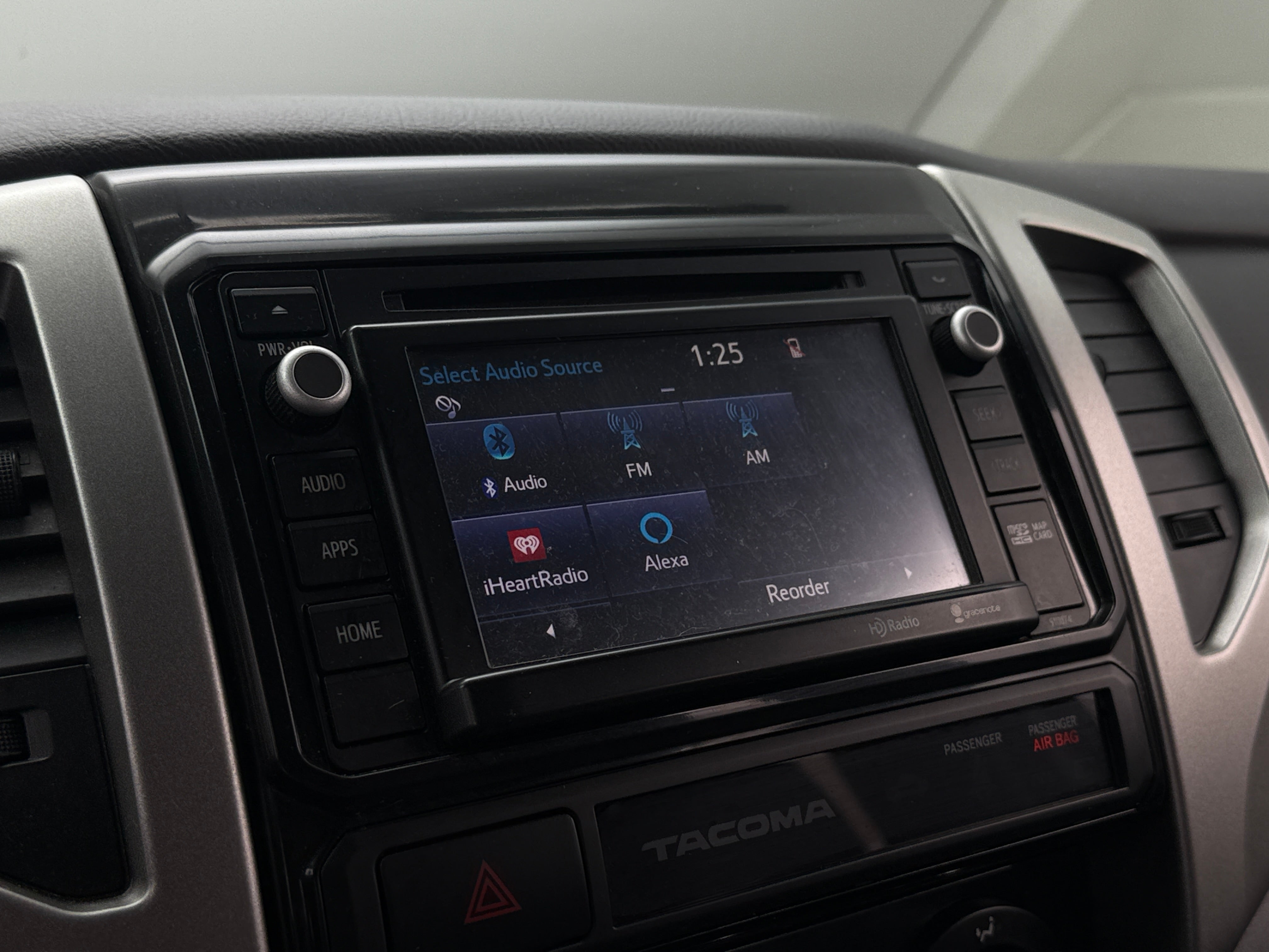 2015 Toyota Tacoma  4