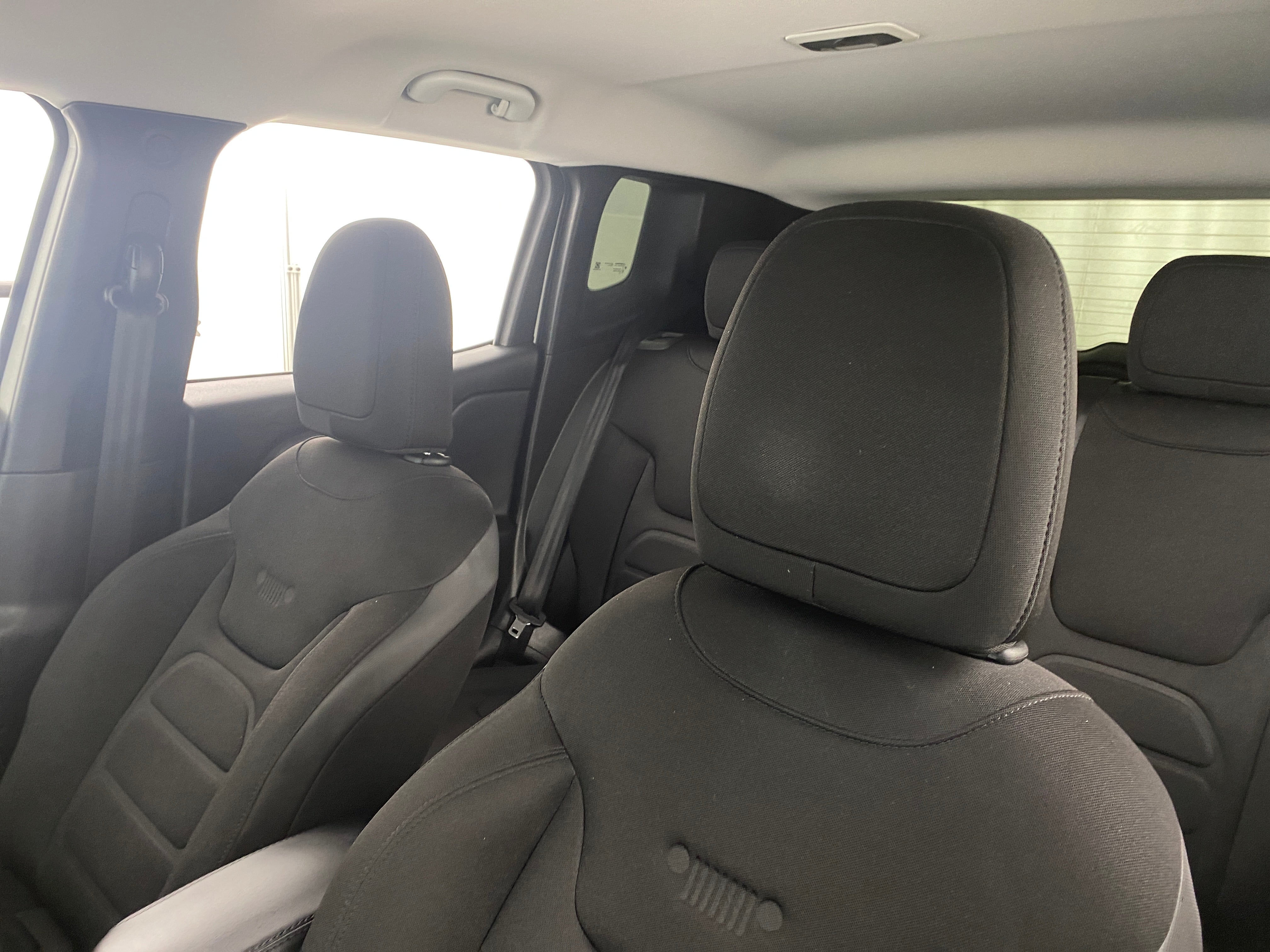 2017 Jeep Renegade Altitude 2