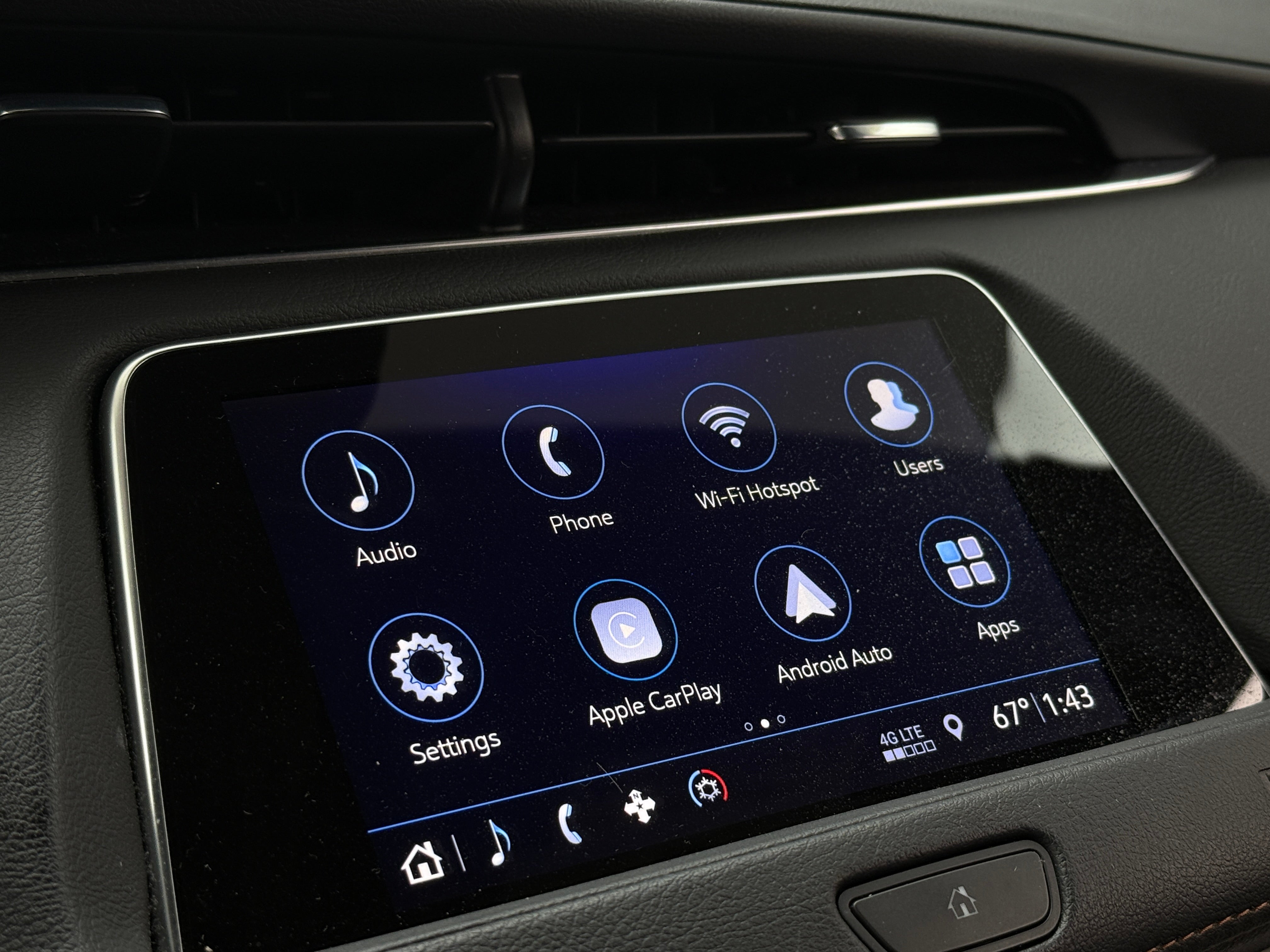 2019 Cadillac XT4 Sport 3