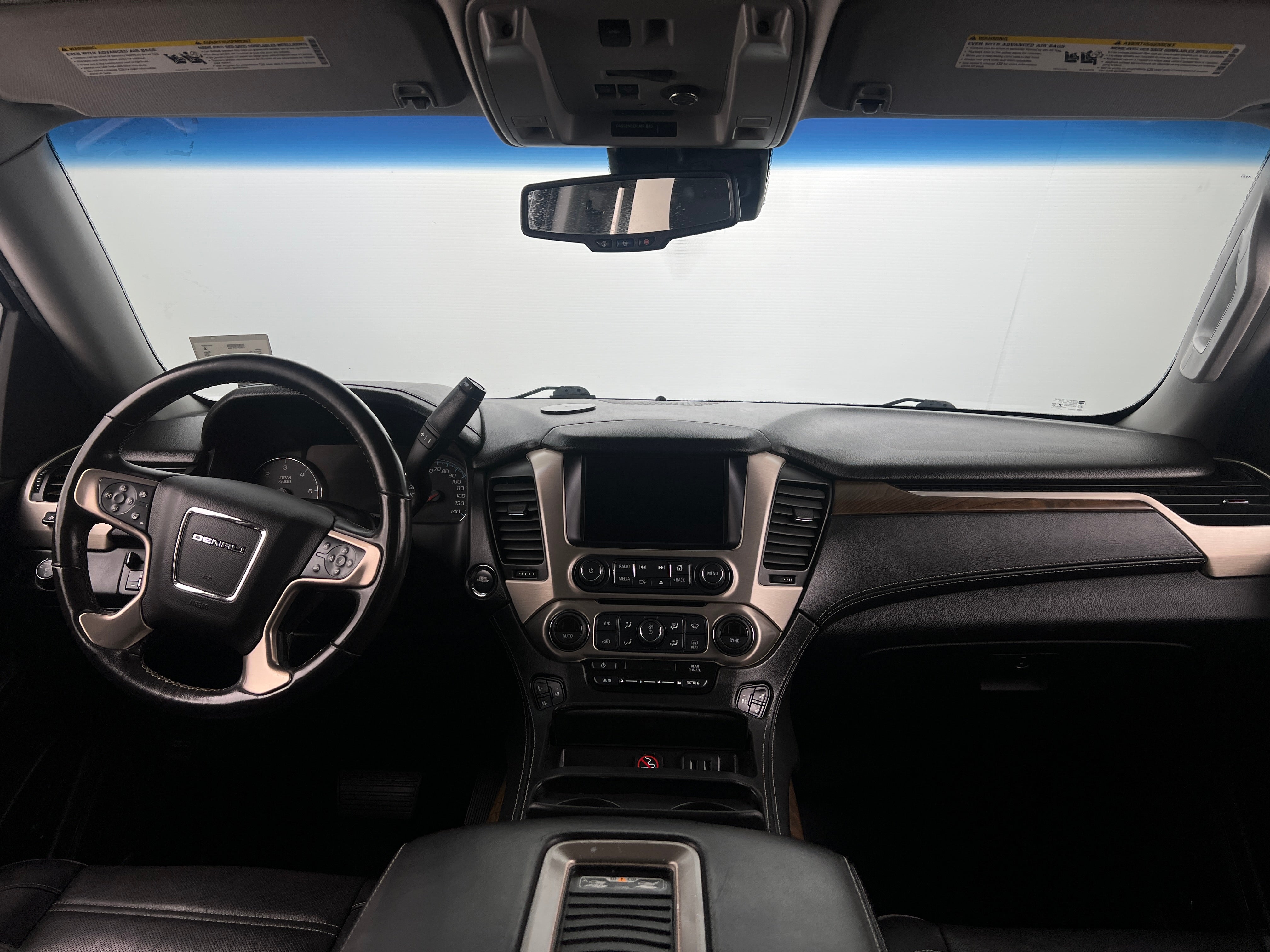 2019 GMC Yukon XL Denali 2