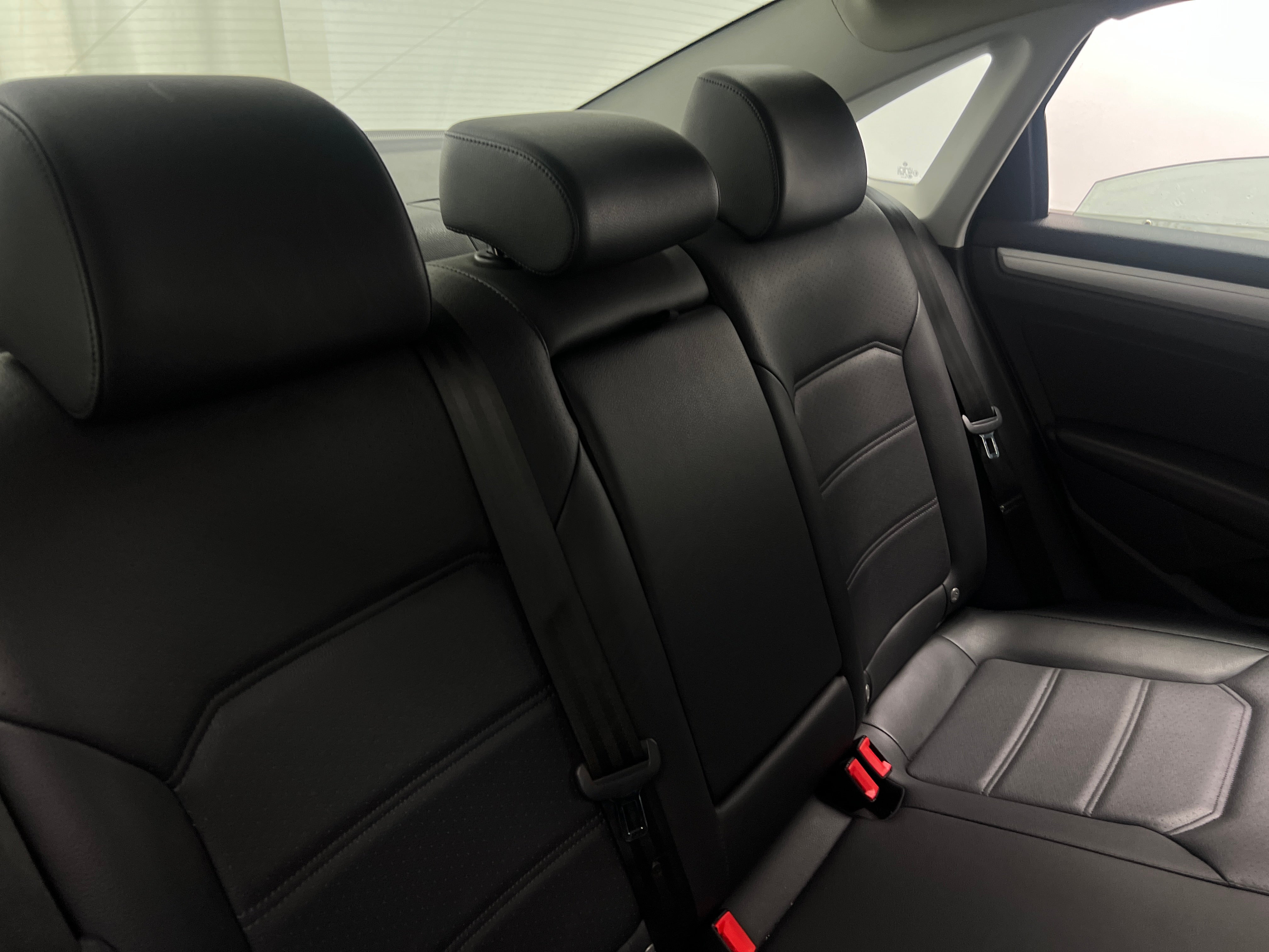 2019 Volkswagen Passat Wolfsburg Edition 5