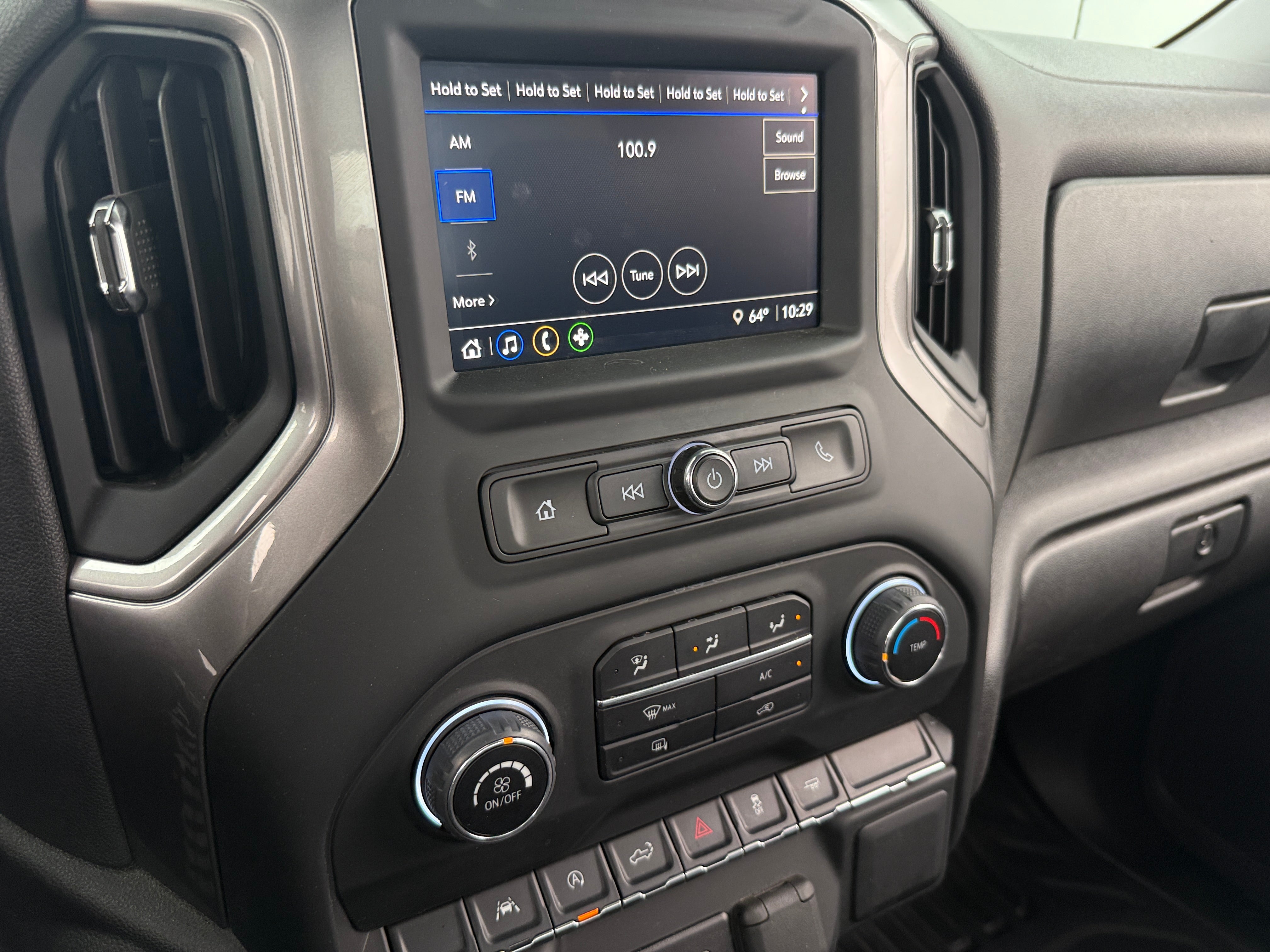 2024 Chevrolet Silverado 1500 Work Truck 3