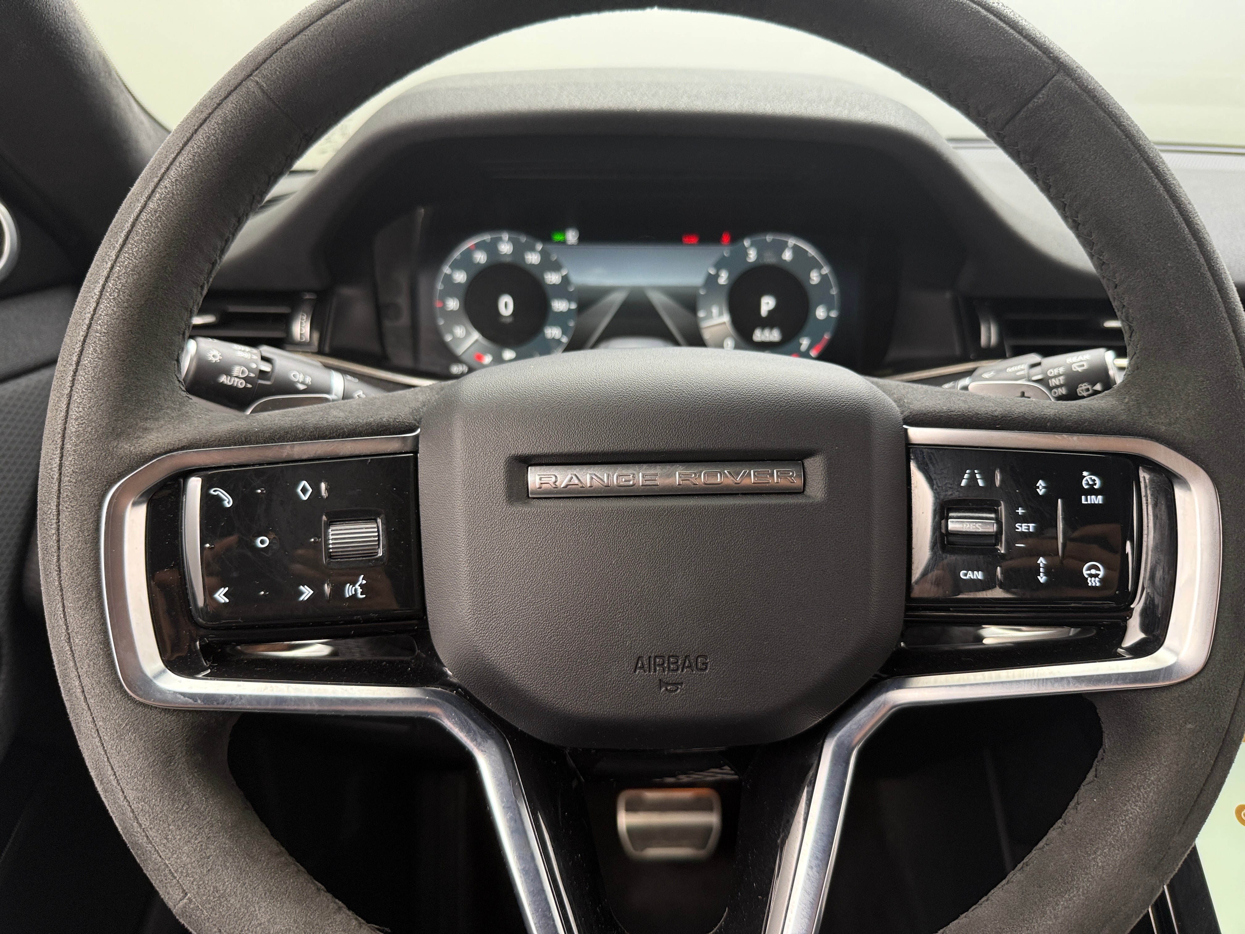2023 Land Rover Range Rover Evoque R-Dynamic HST 4