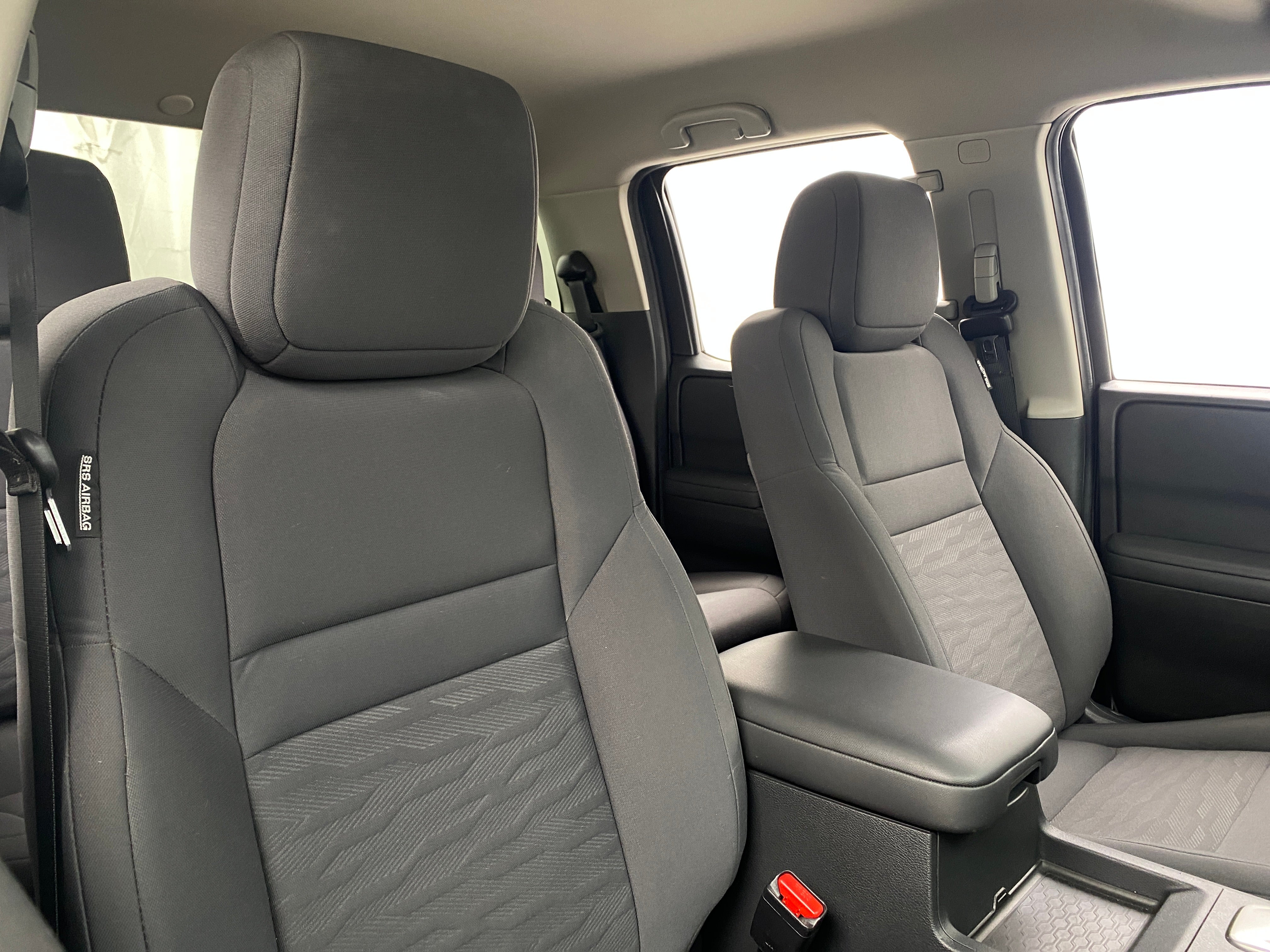 2022 Nissan Frontier S/C 2