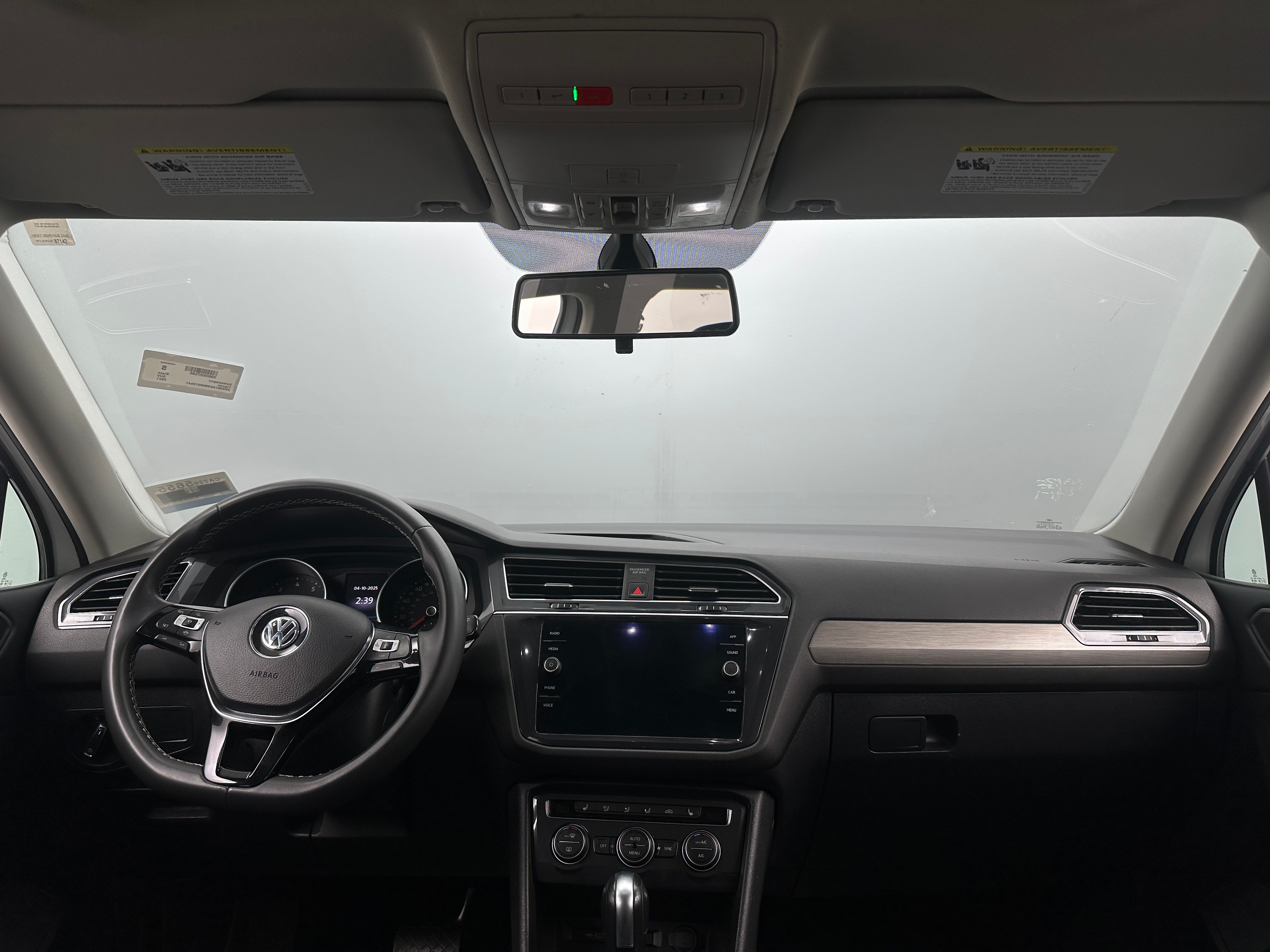 2021 Volkswagen Tiguan SE 2
