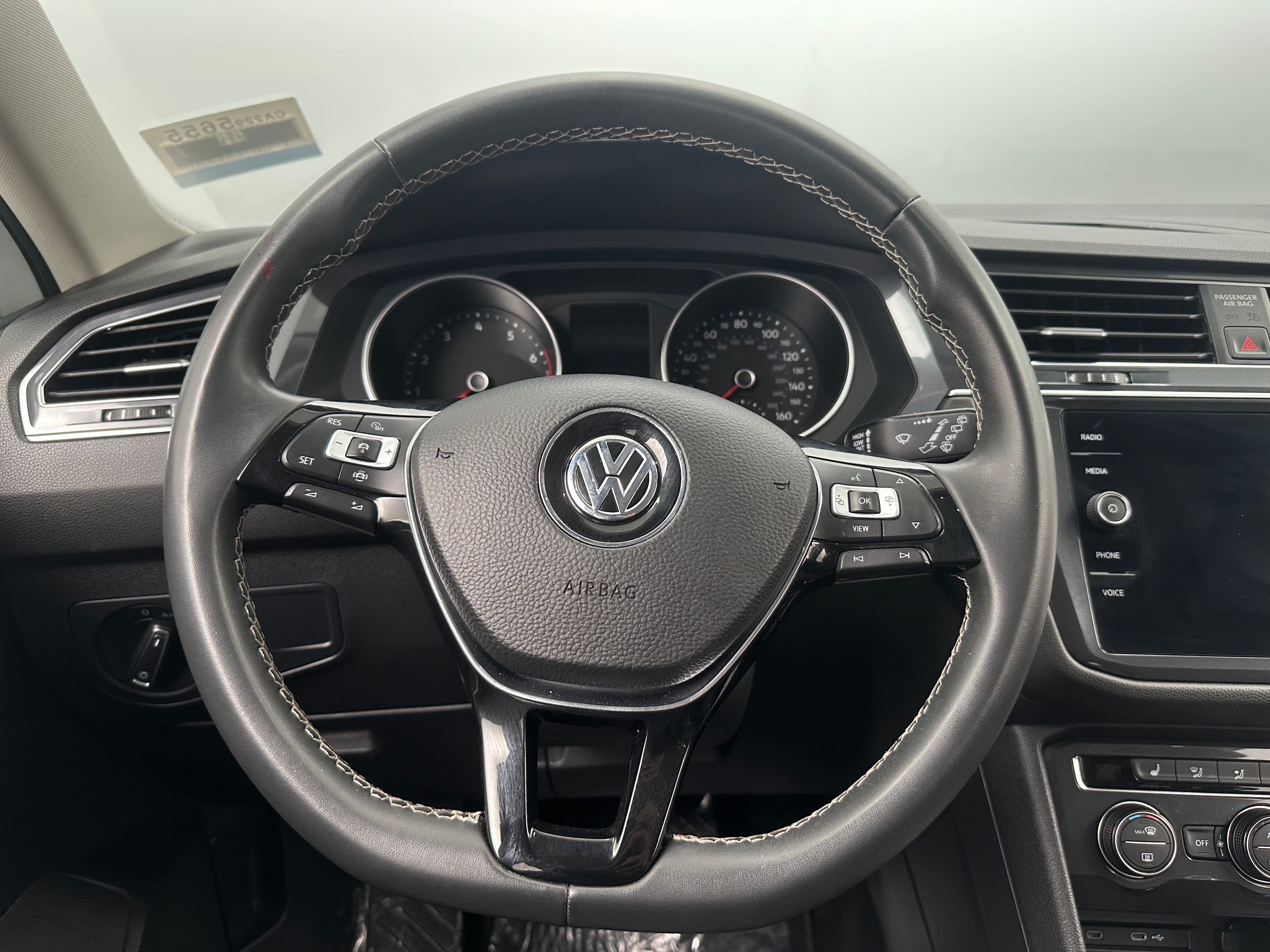 2021 Volkswagen Tiguan SE 4
