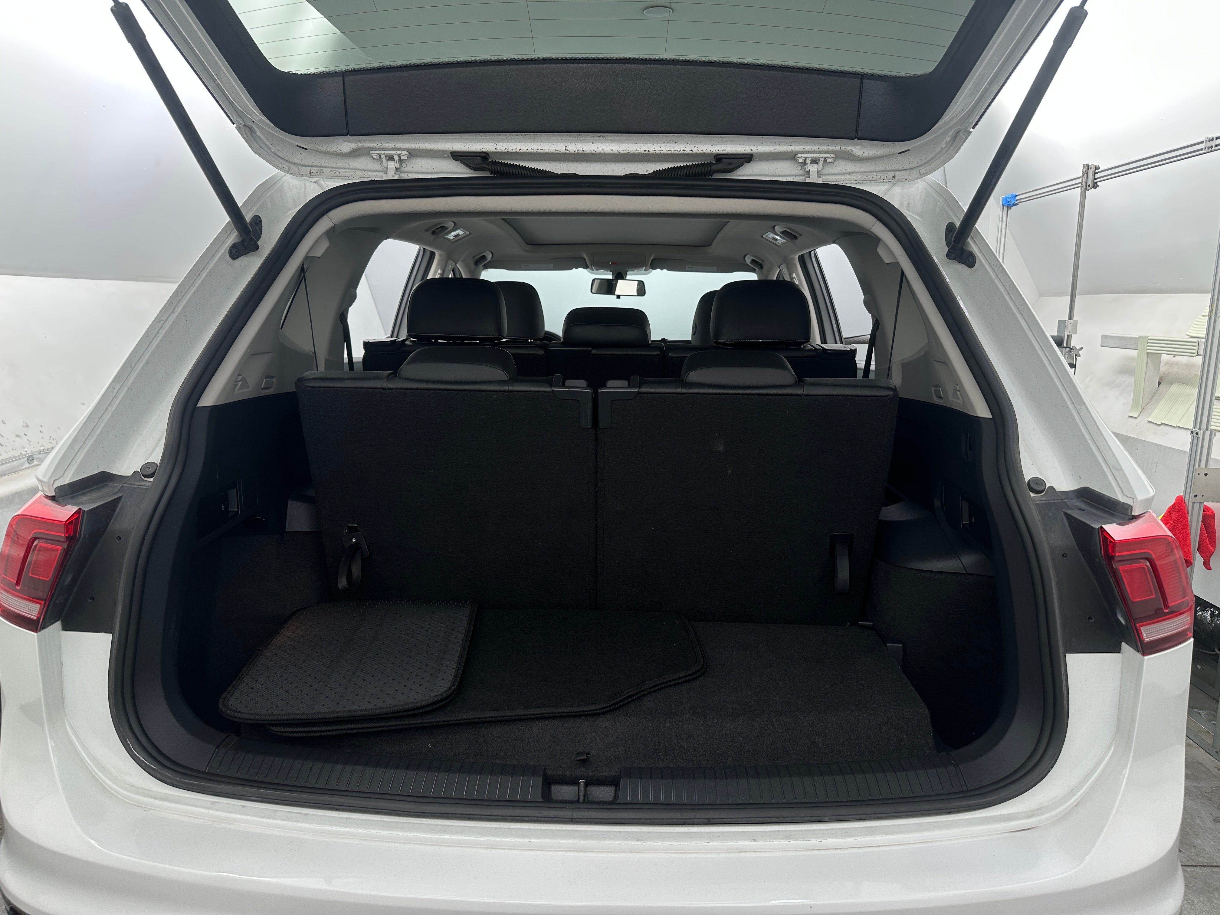 2021 Volkswagen Tiguan SE 6