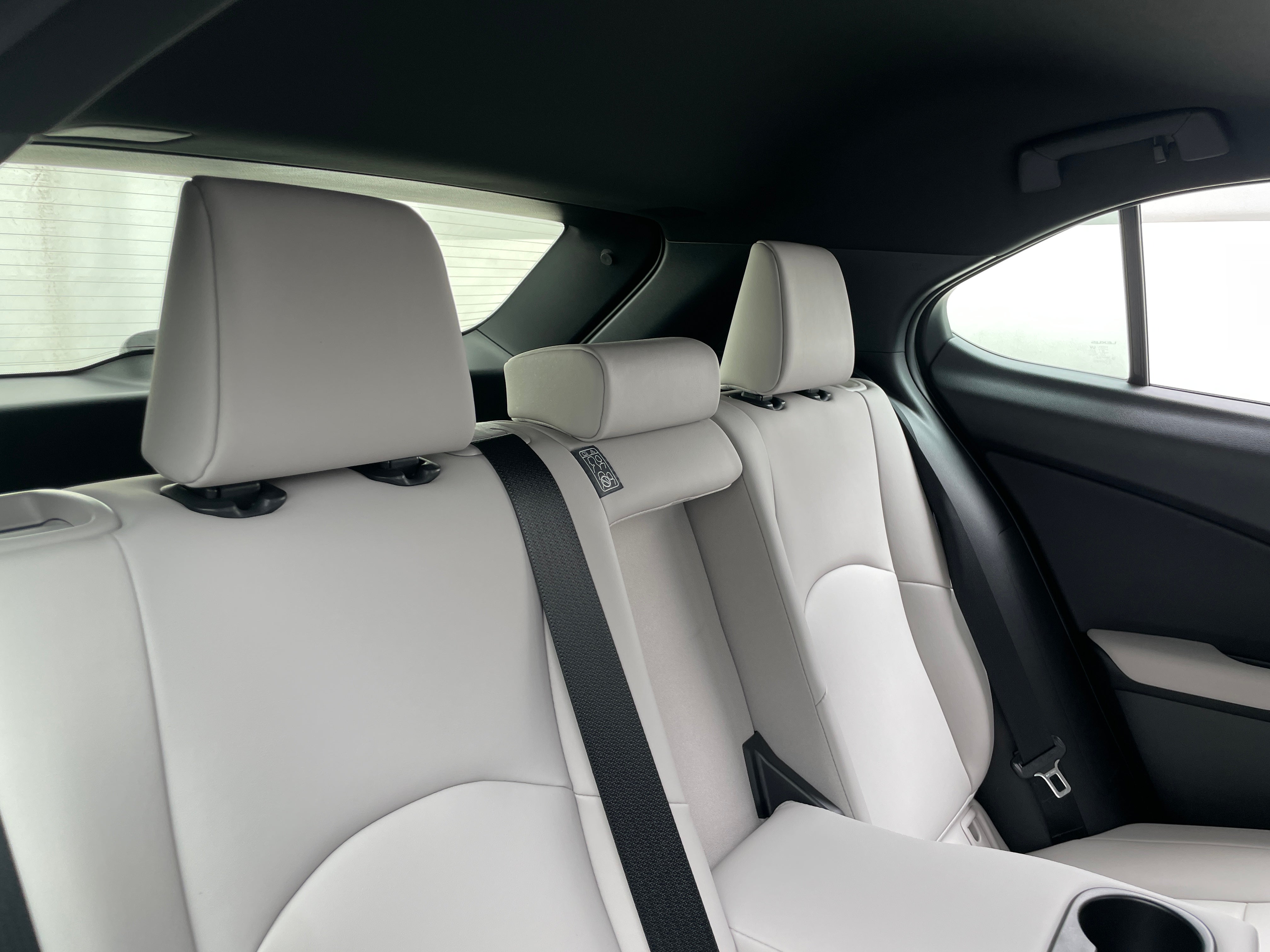 2024 Lexus UX 250h 5