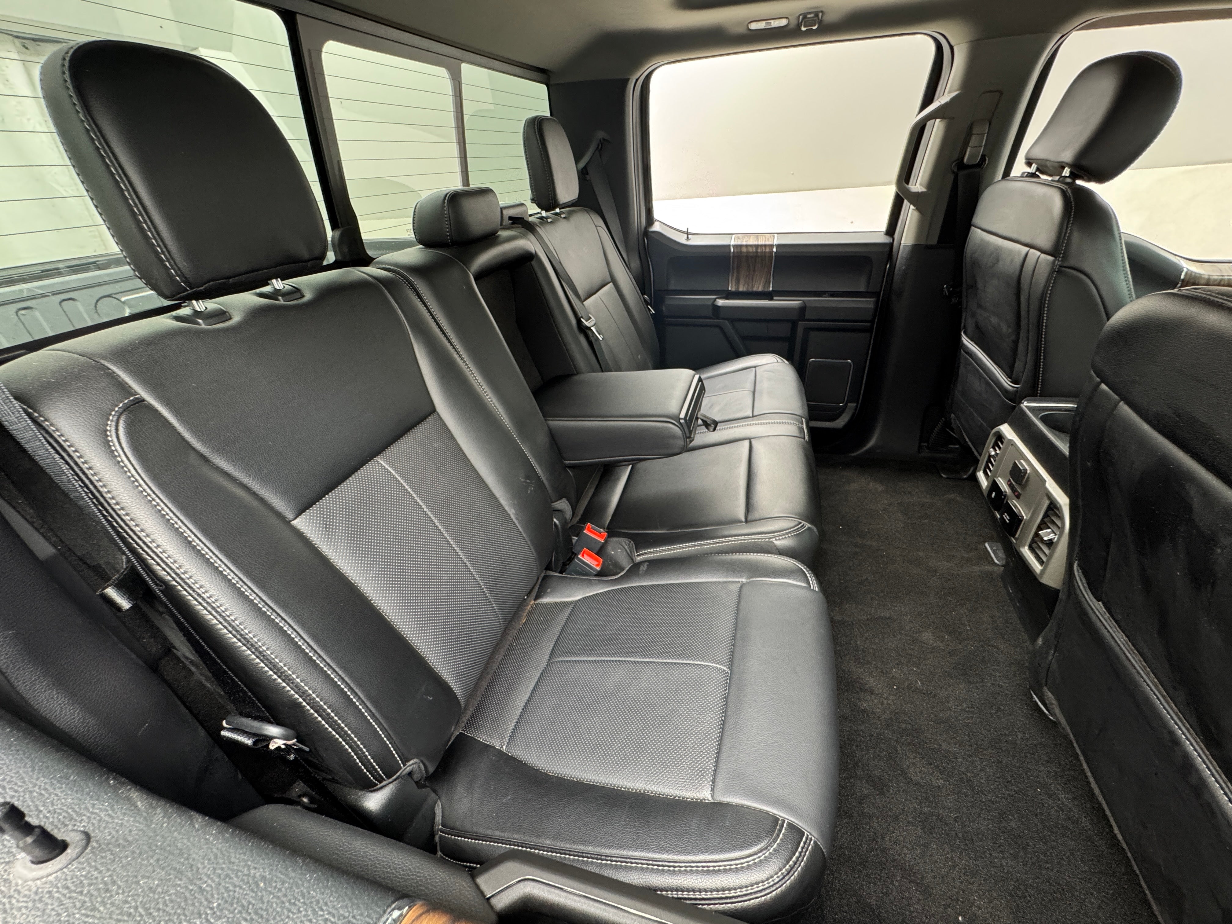 2020 Ford Econoline E-150 5