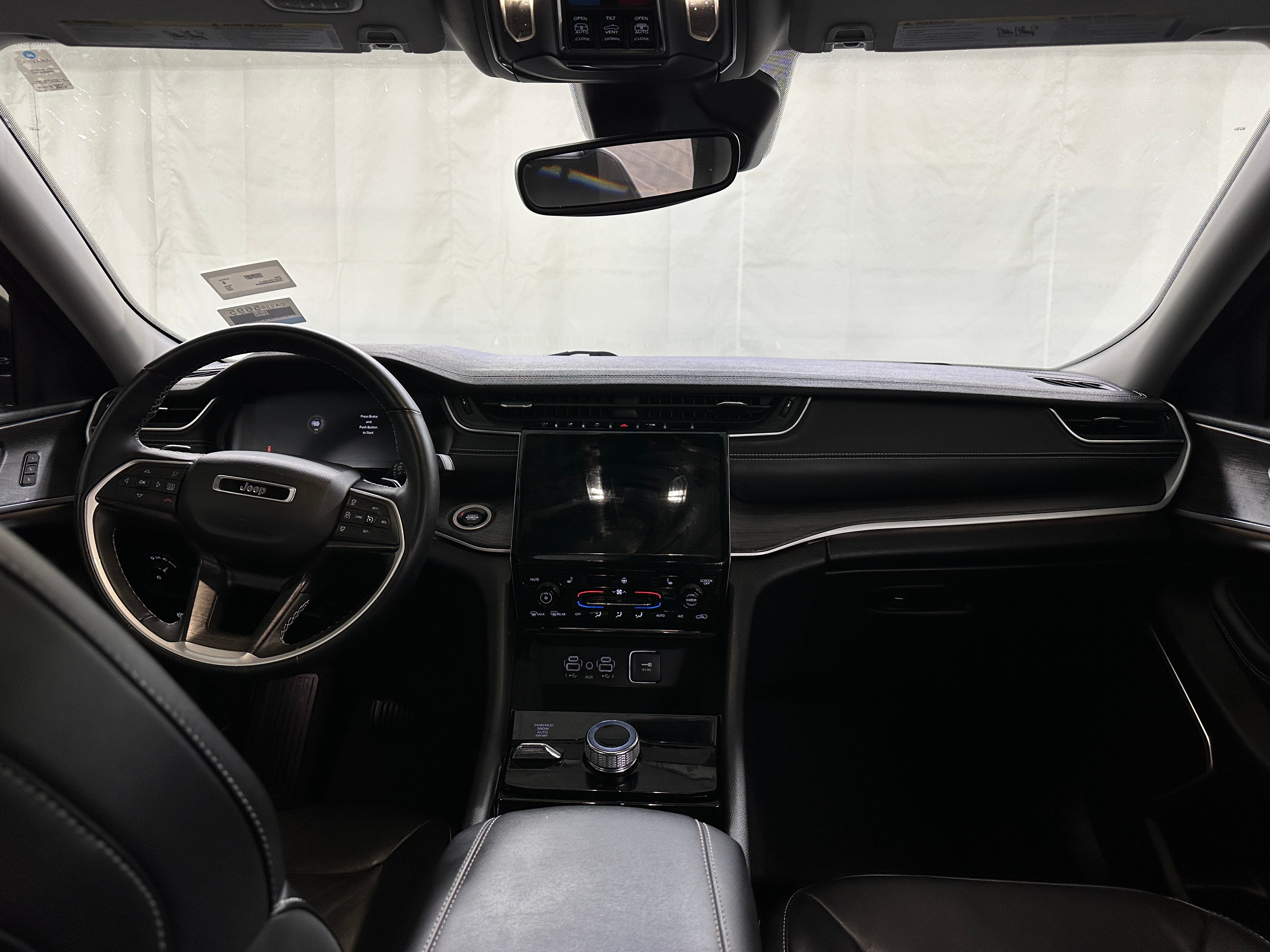 2022 Jeep Grand Cherokee L Limited Edition 2