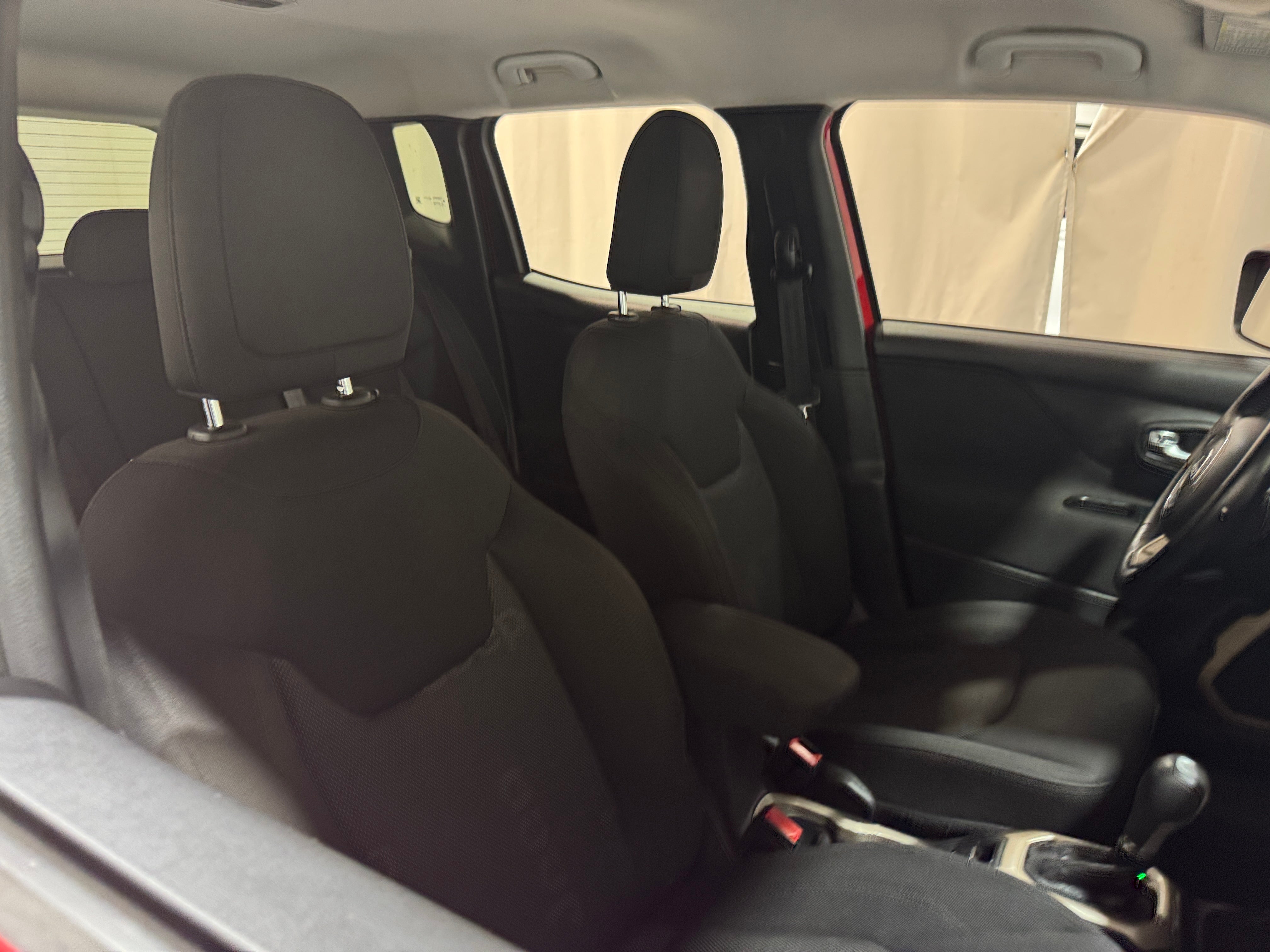 2016 Jeep Renegade Latitude 2
