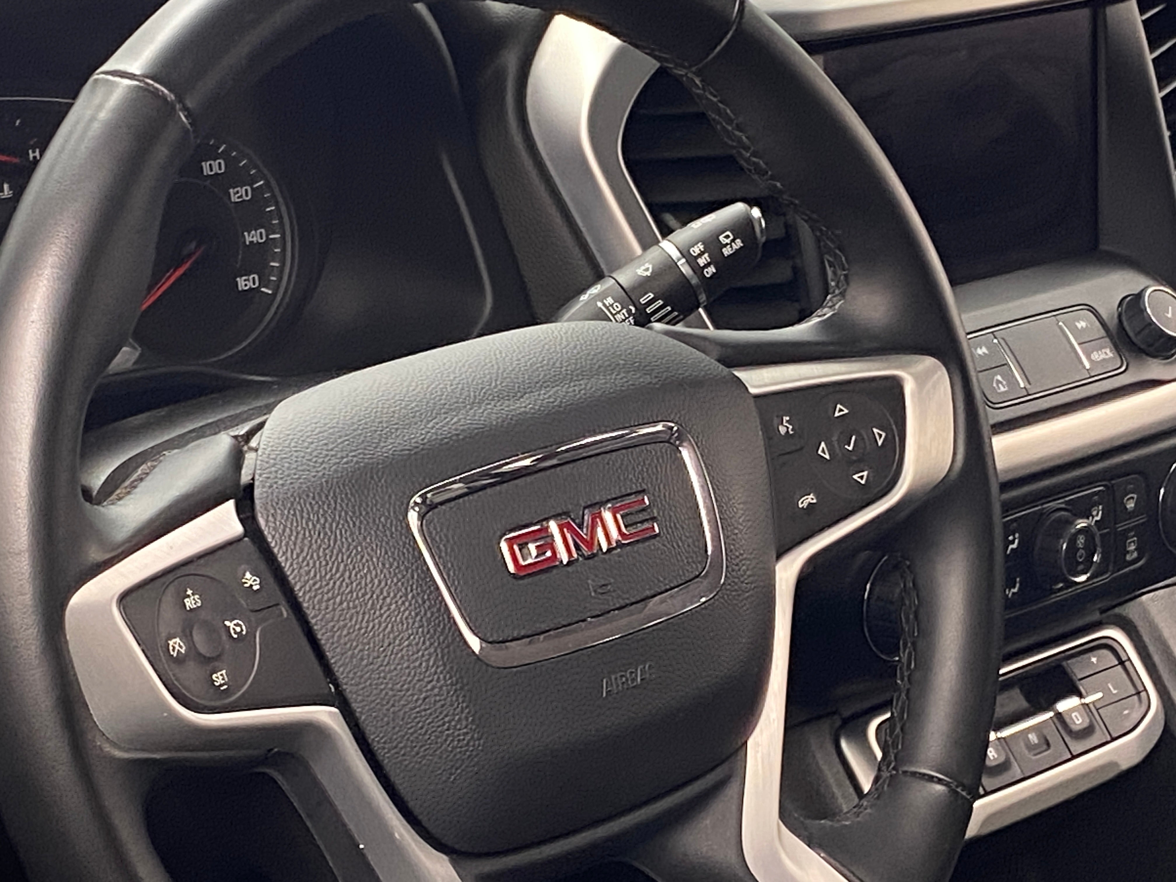 2023 GMC Acadia SLT 4