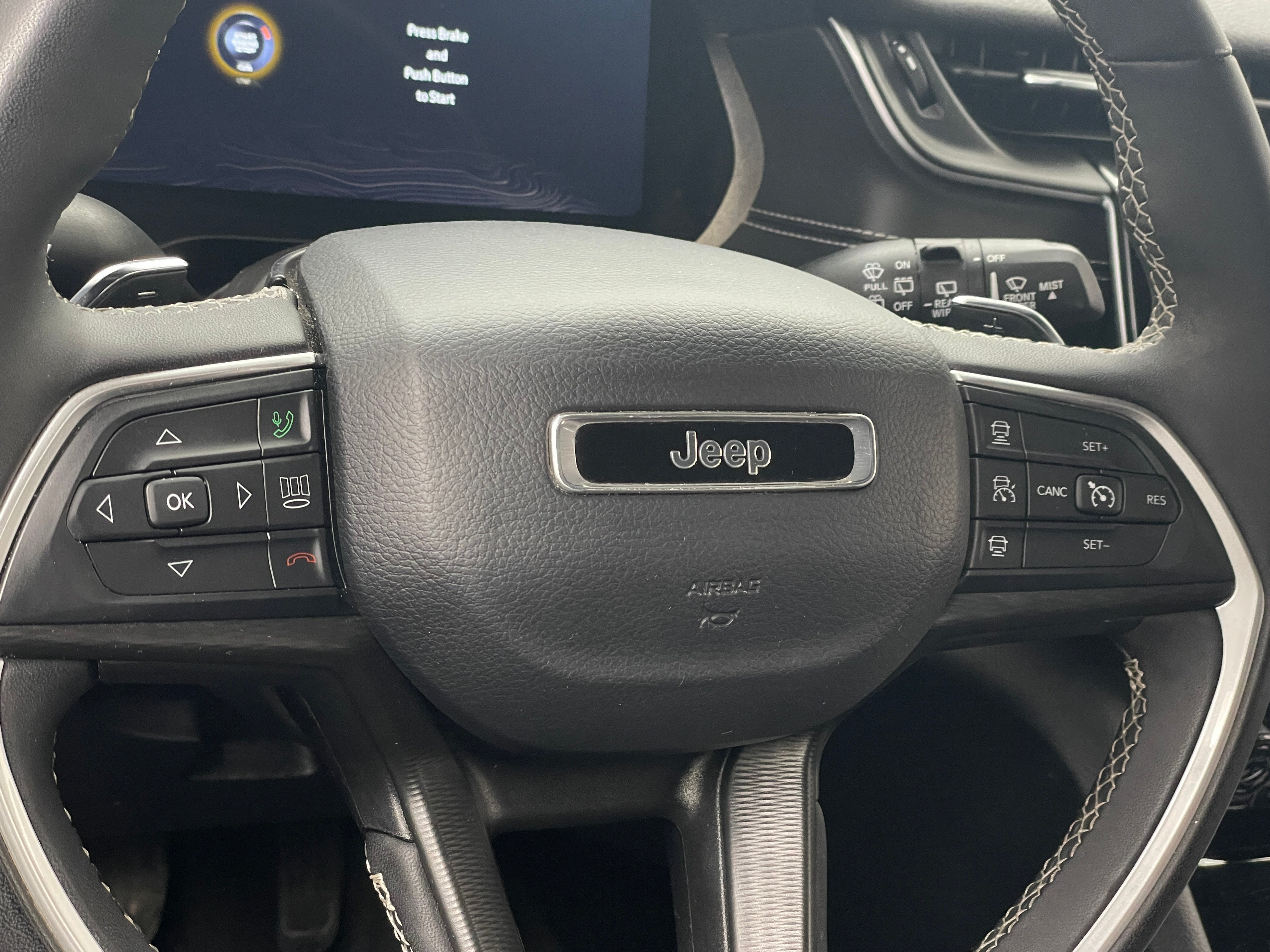 2023 Jeep Grand Cherokee L Altitude 5