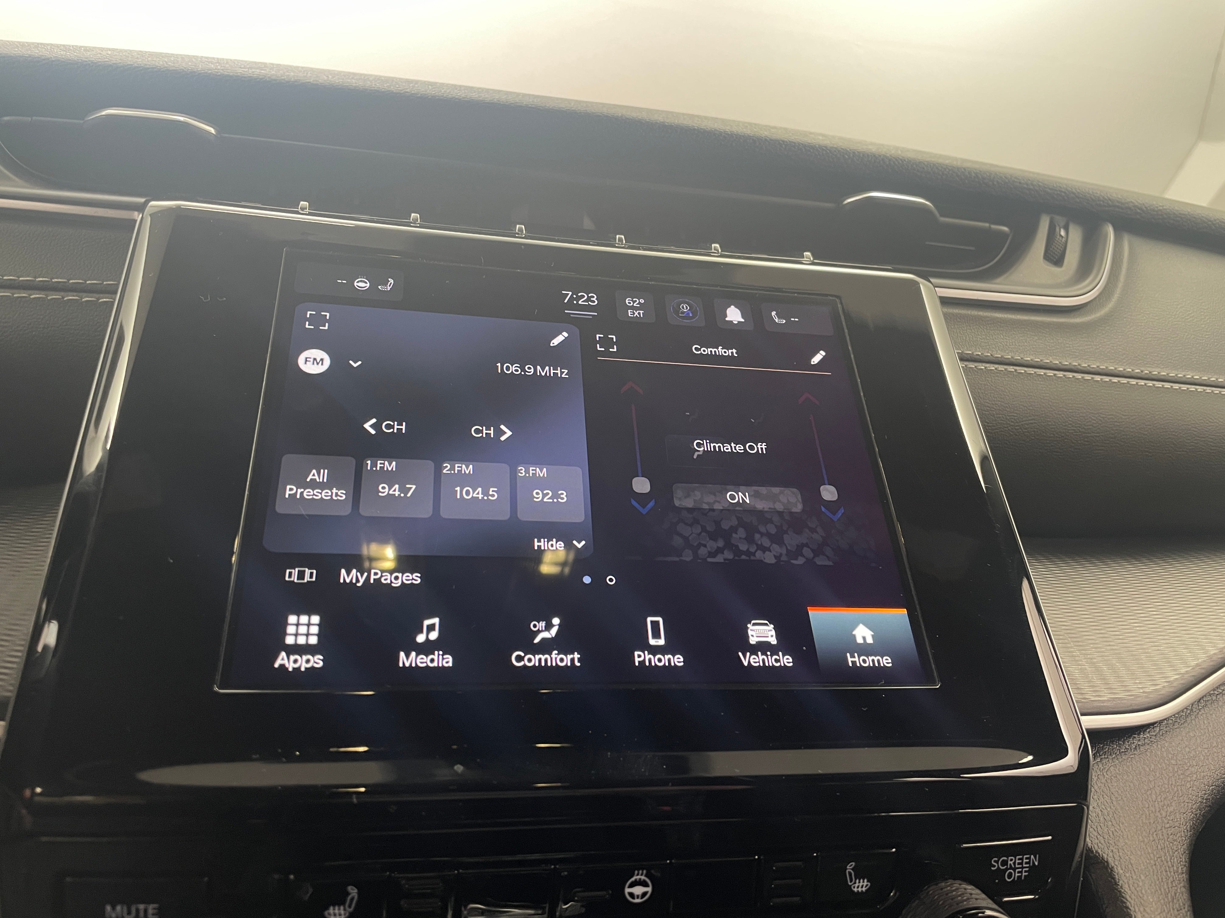 2023 Jeep Grand Cherokee L Altitude 4