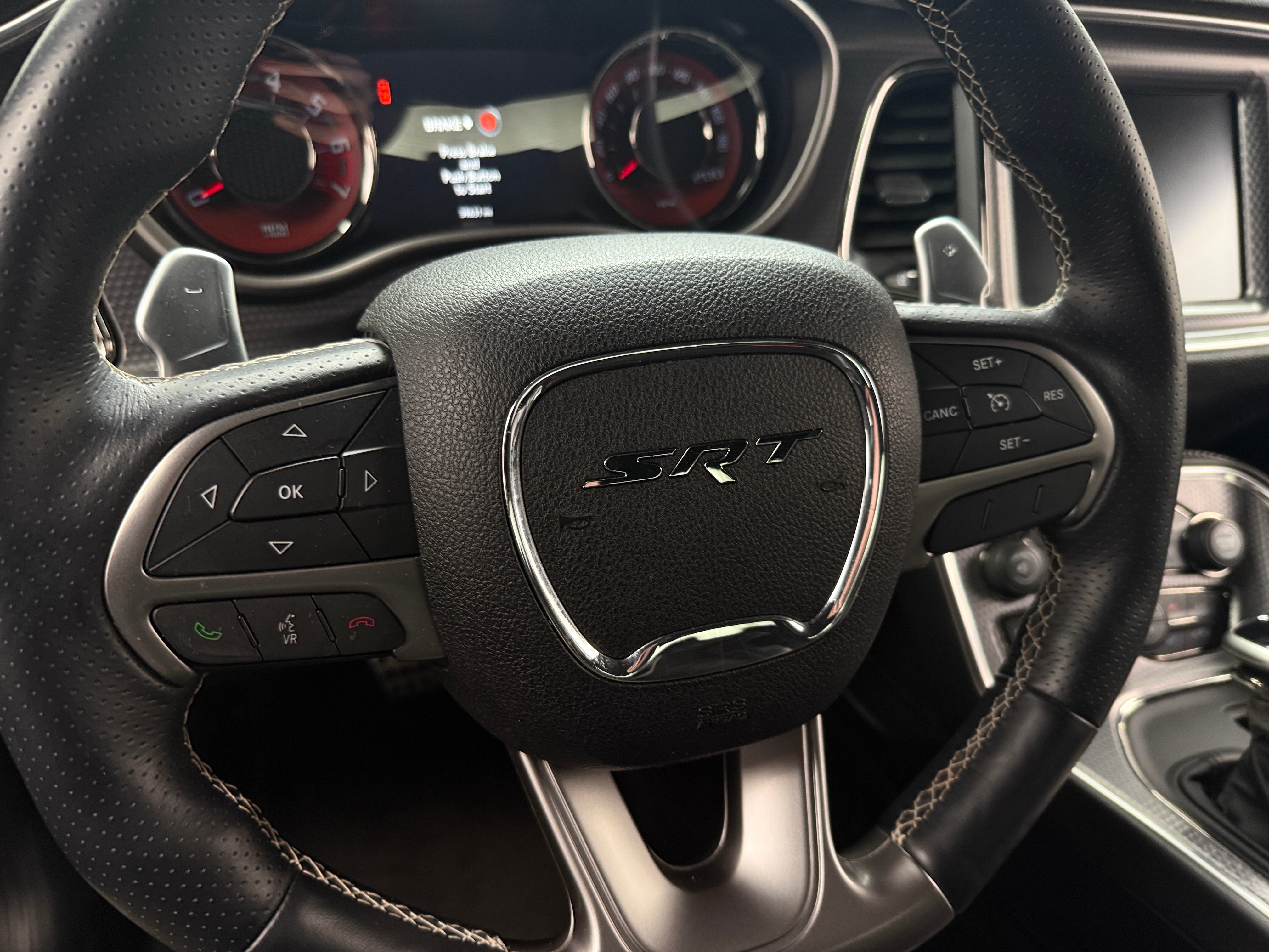 2016 Dodge Challenger SRT Hellcat 3