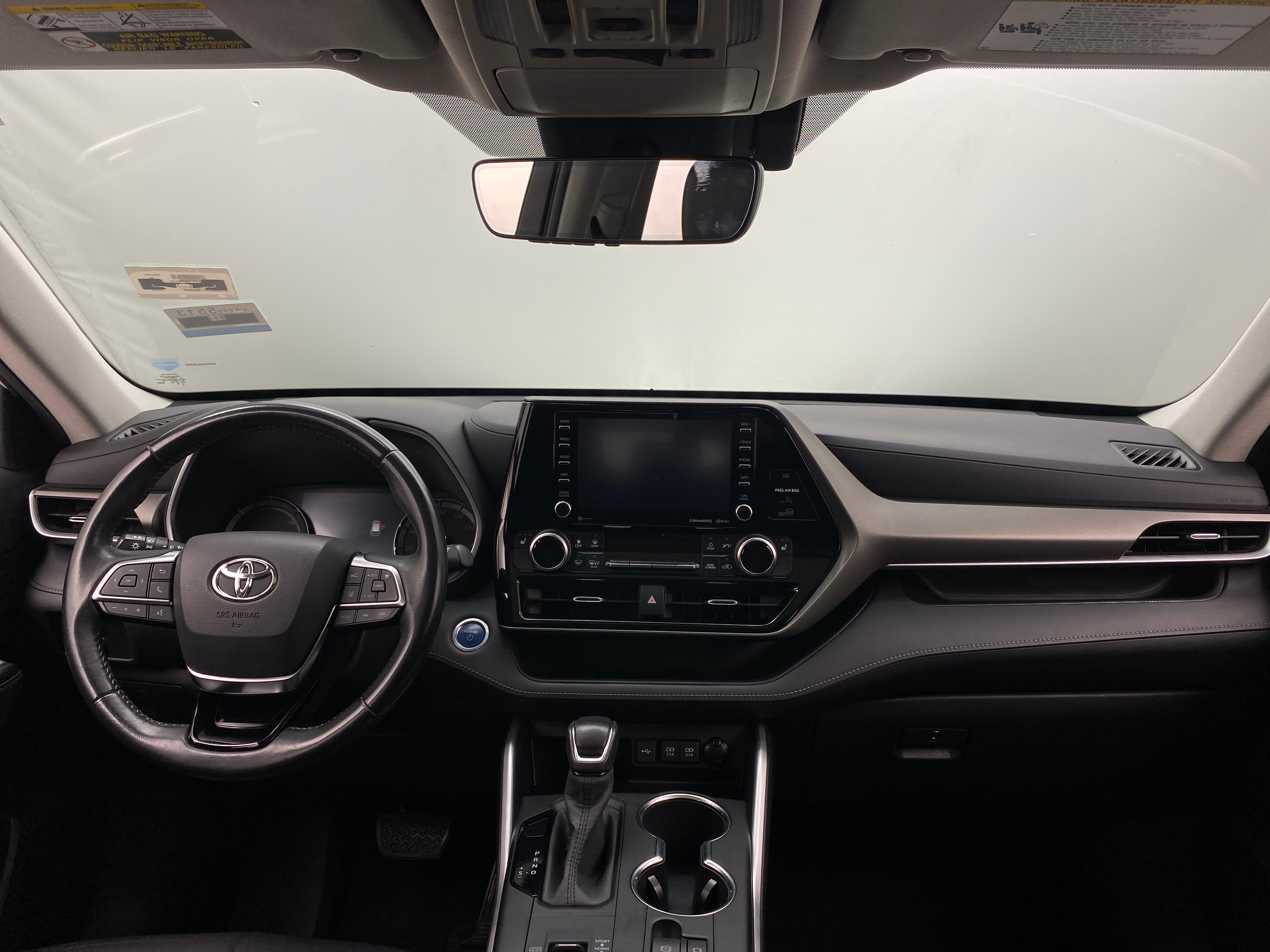 2020 Toyota Highlander XLE 2