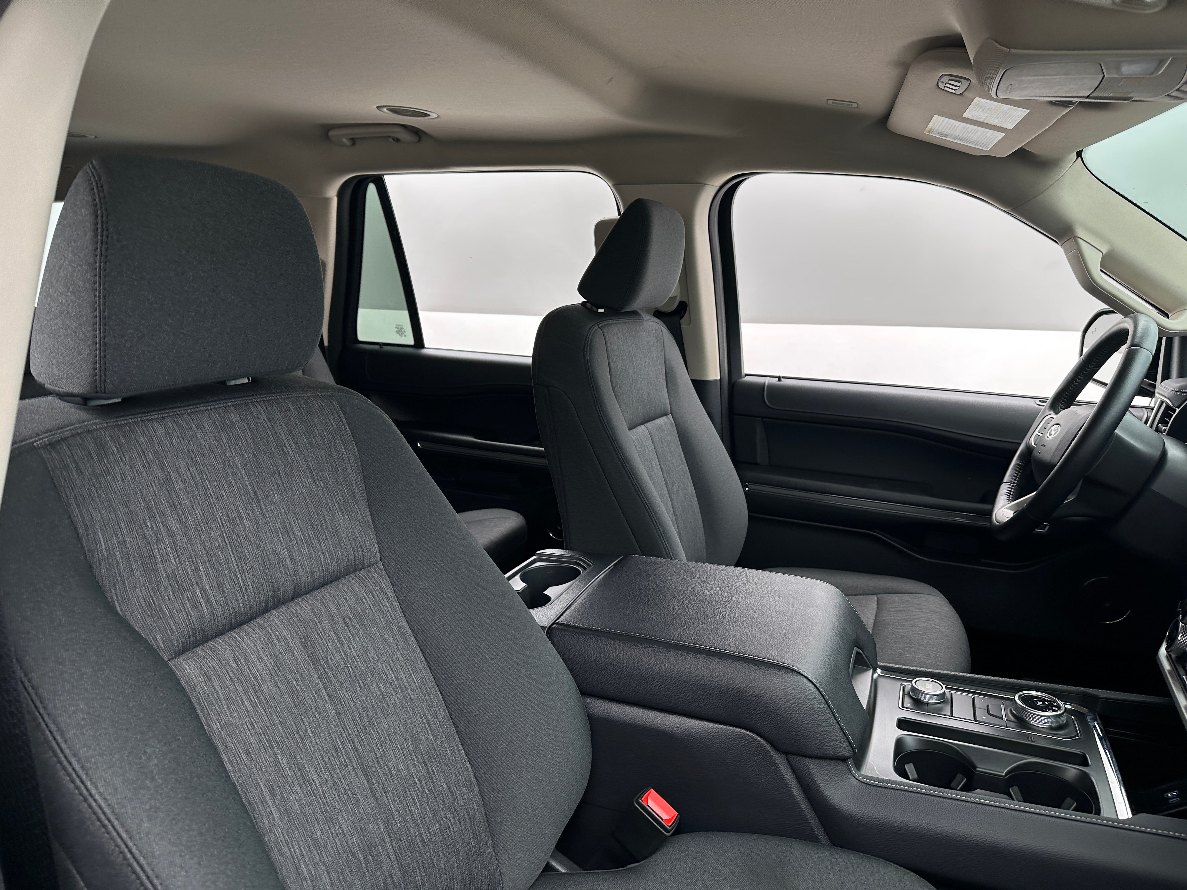 2024 Ford Expedition MAX XLT 2