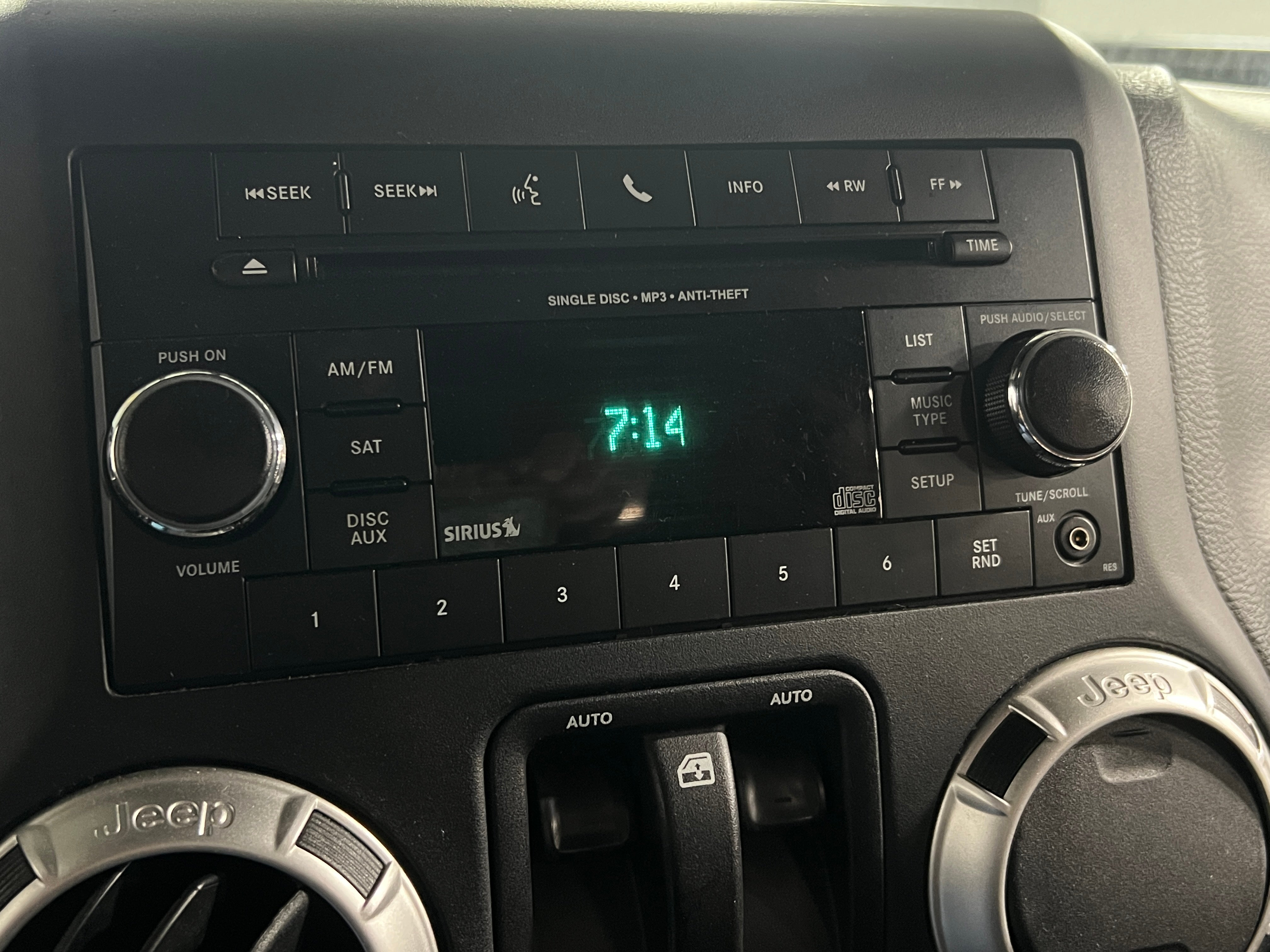 2018 Jeep Wrangler Sahara 4