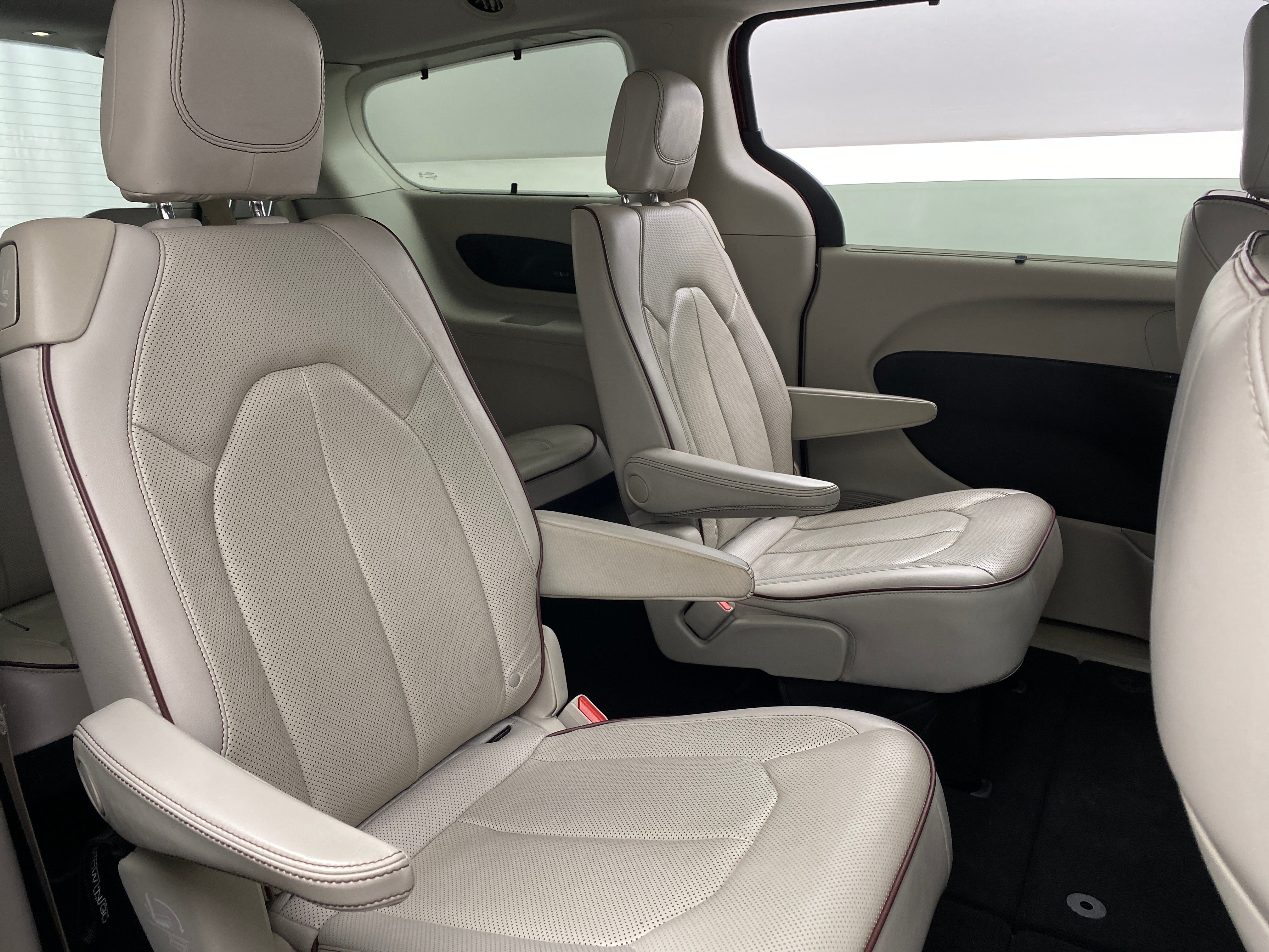 2020 Chrysler Pacifica Limited 5
