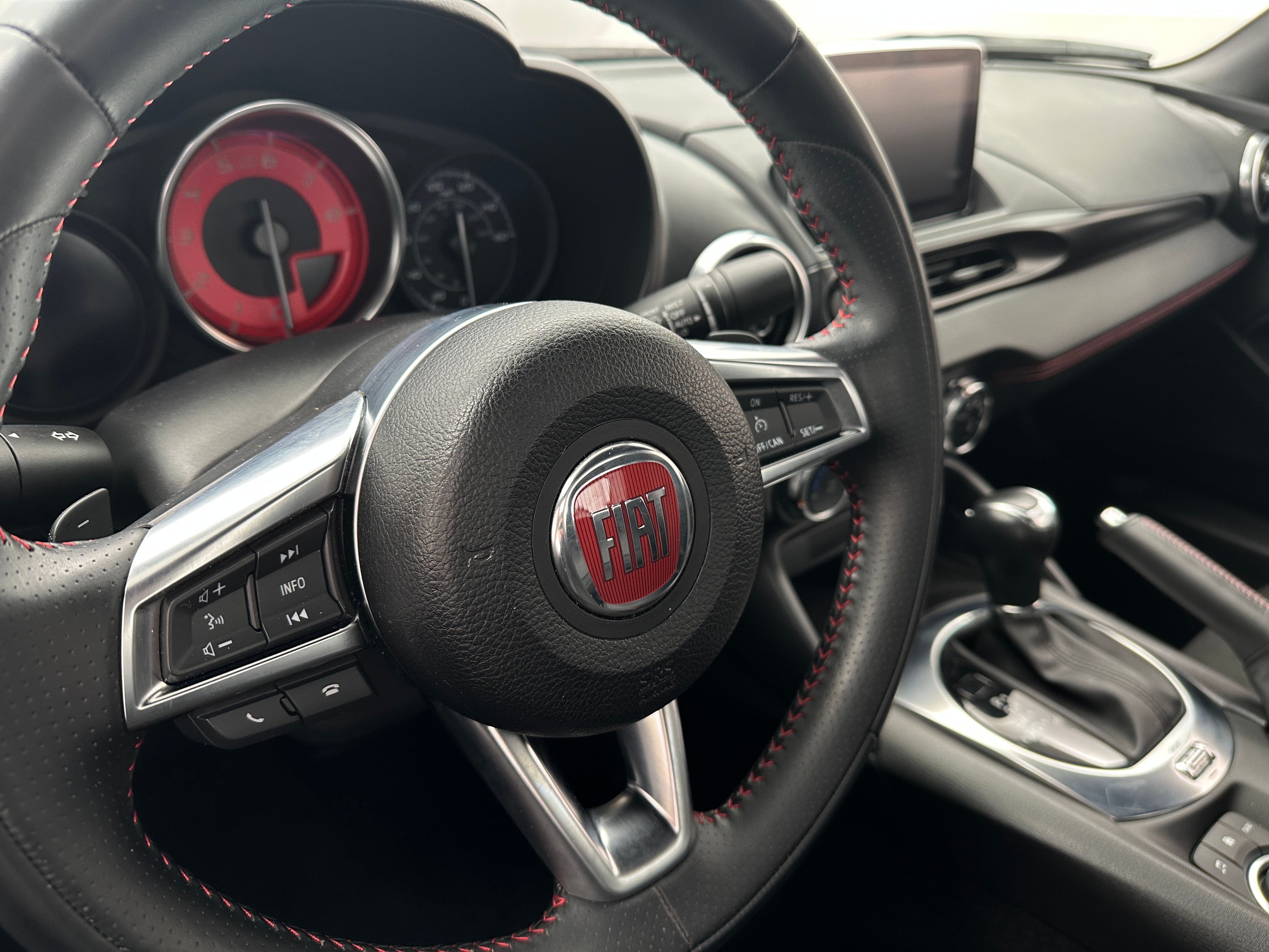 2017 Fiat 124 Spider Abarth 4