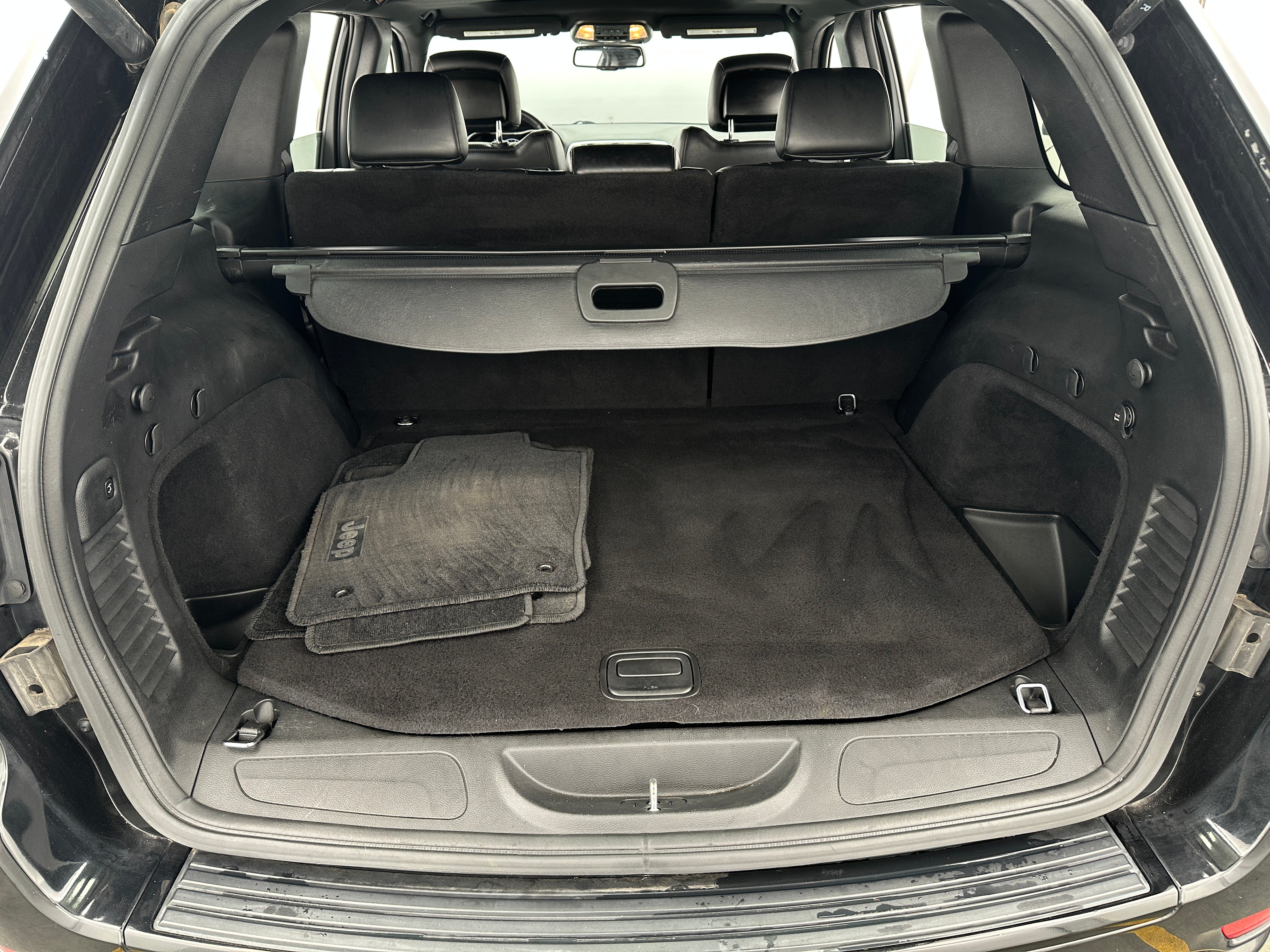 2015 Jeep Grand Cherokee Altitude 6