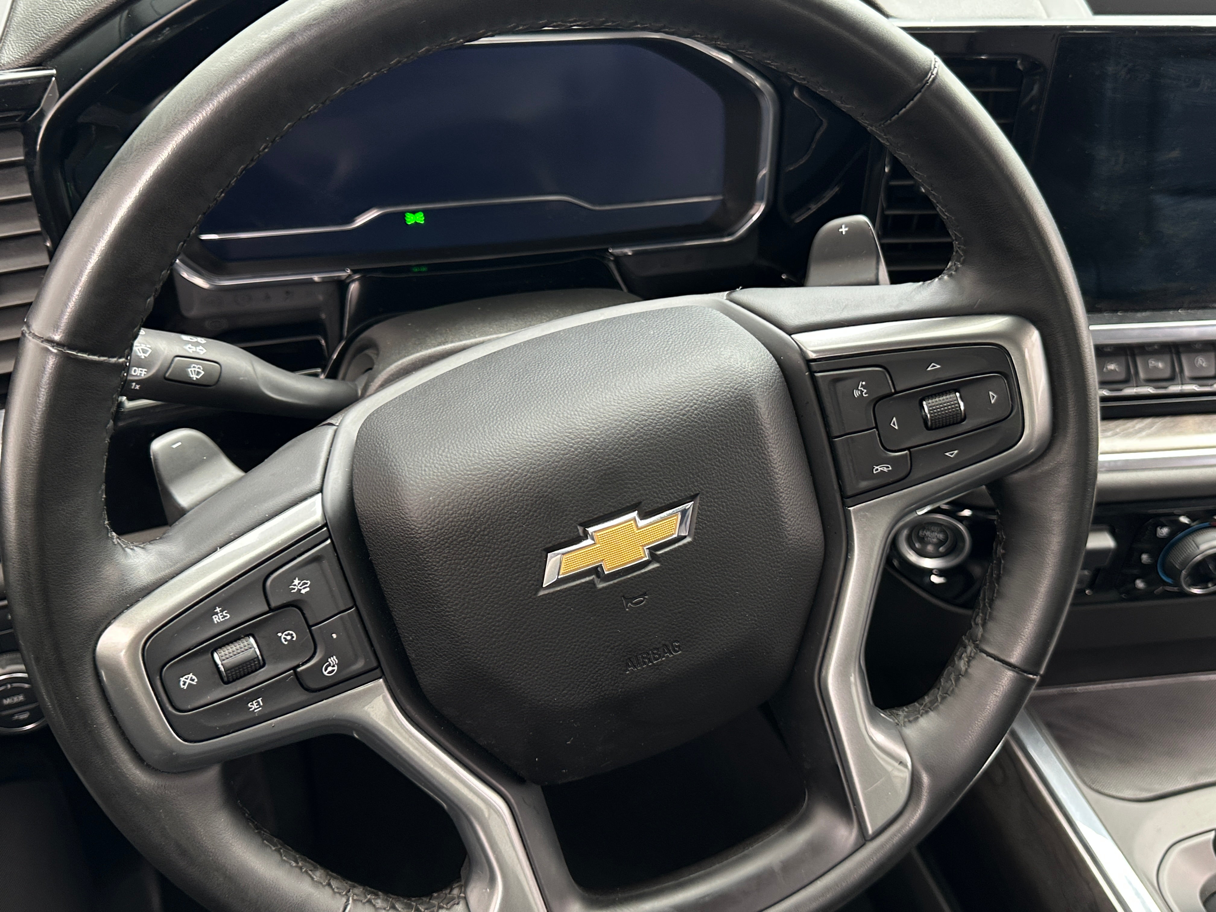 2024 Chevrolet Silverado 1500 LTZ 4