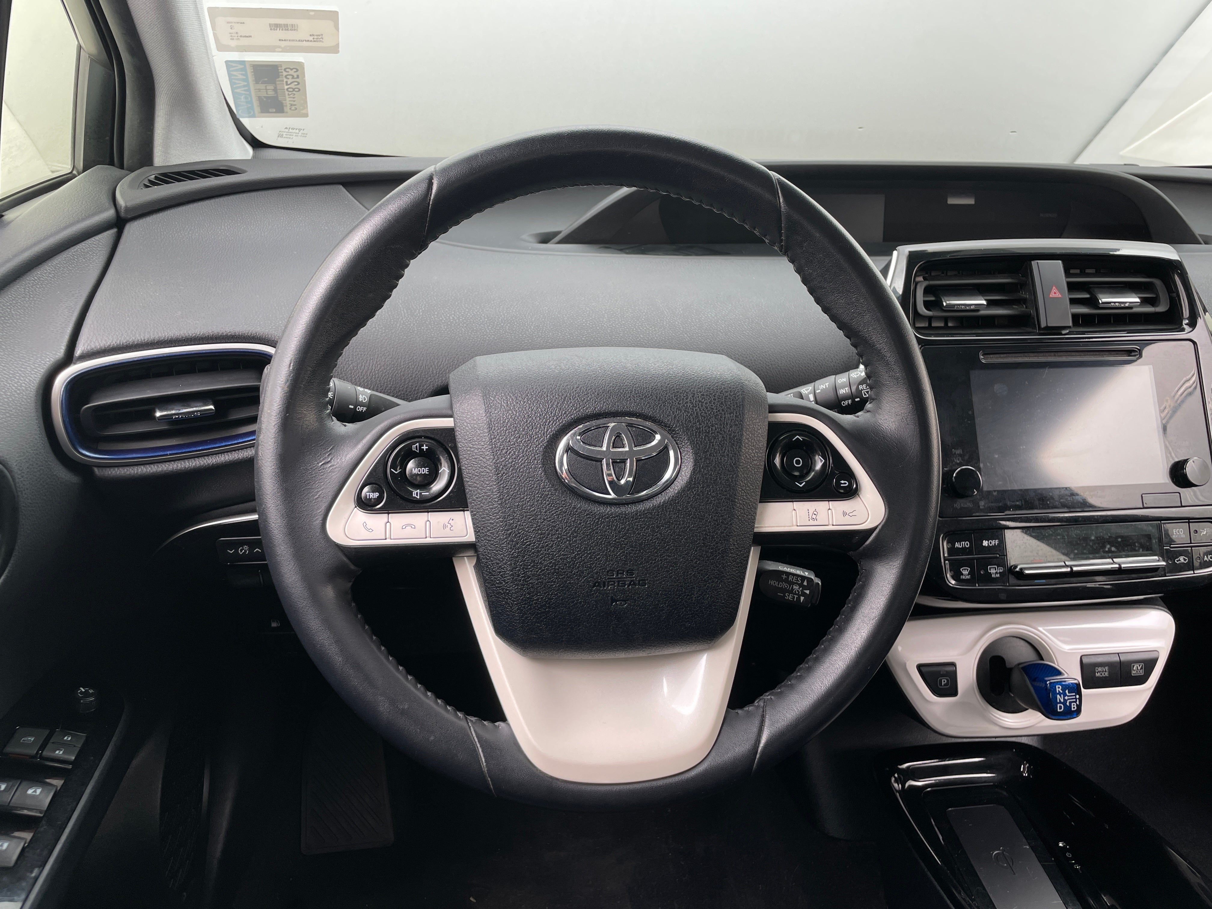2018 Toyota Prius Three 5