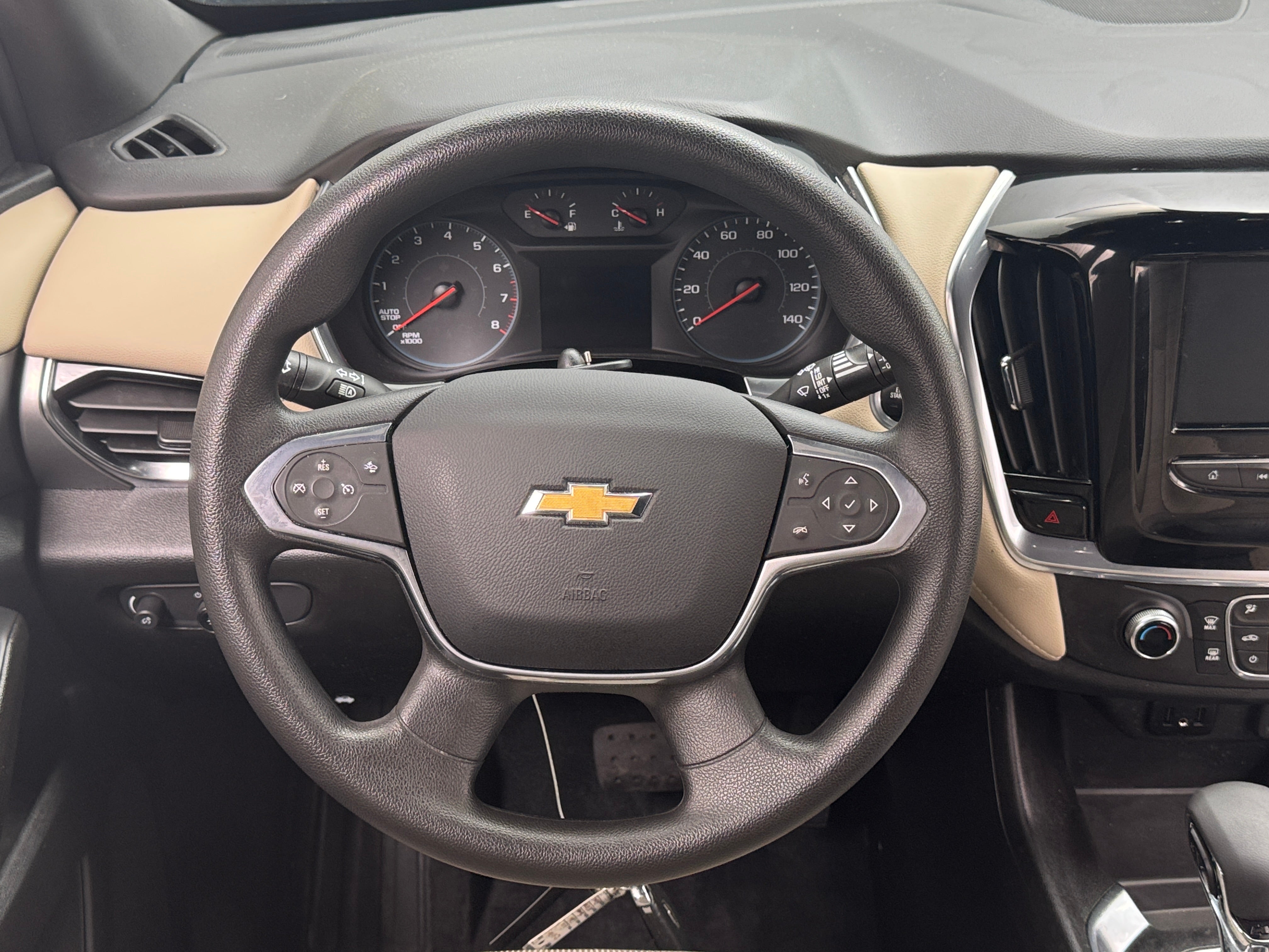 2022 Chevrolet Traverse LS 5