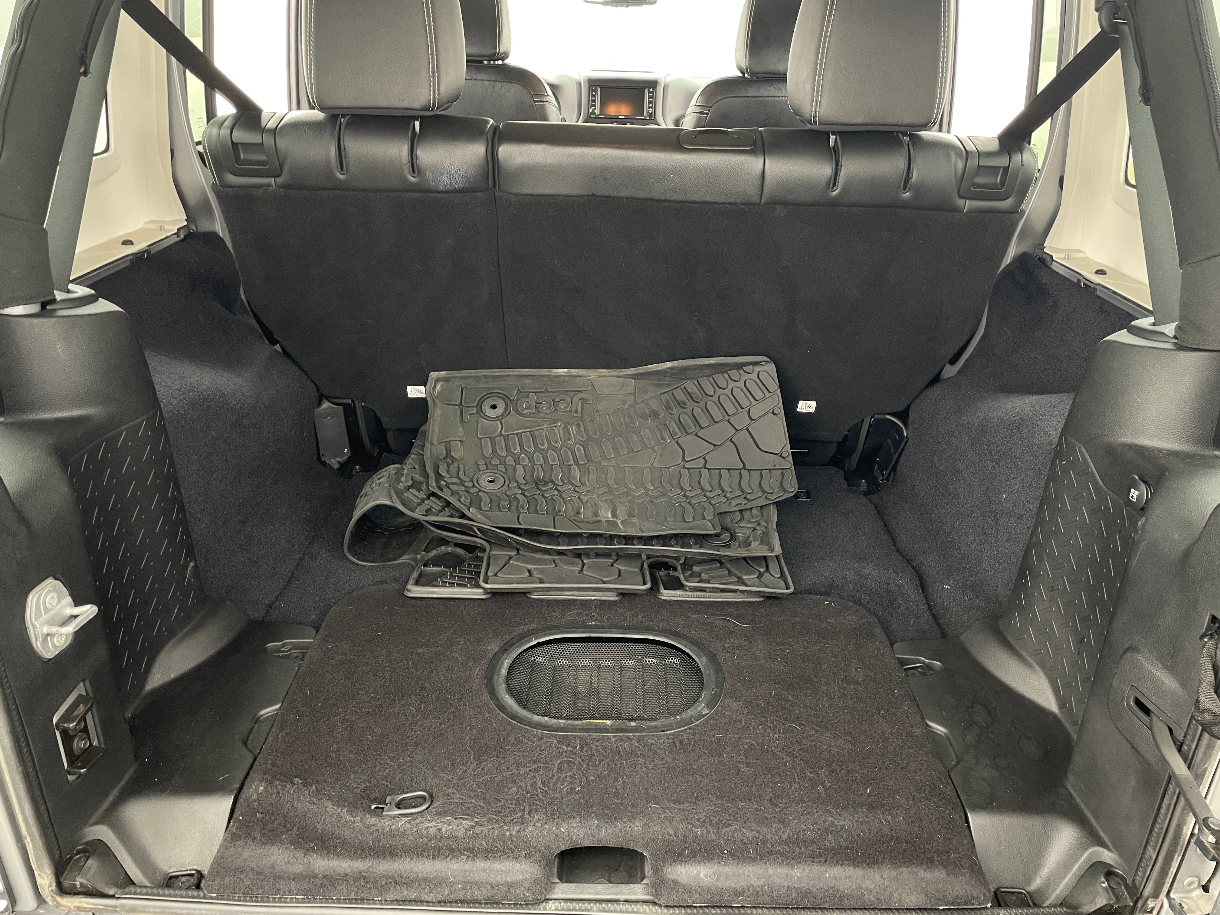 2017 Jeep Wrangler Unlimited Freedom Edition 6