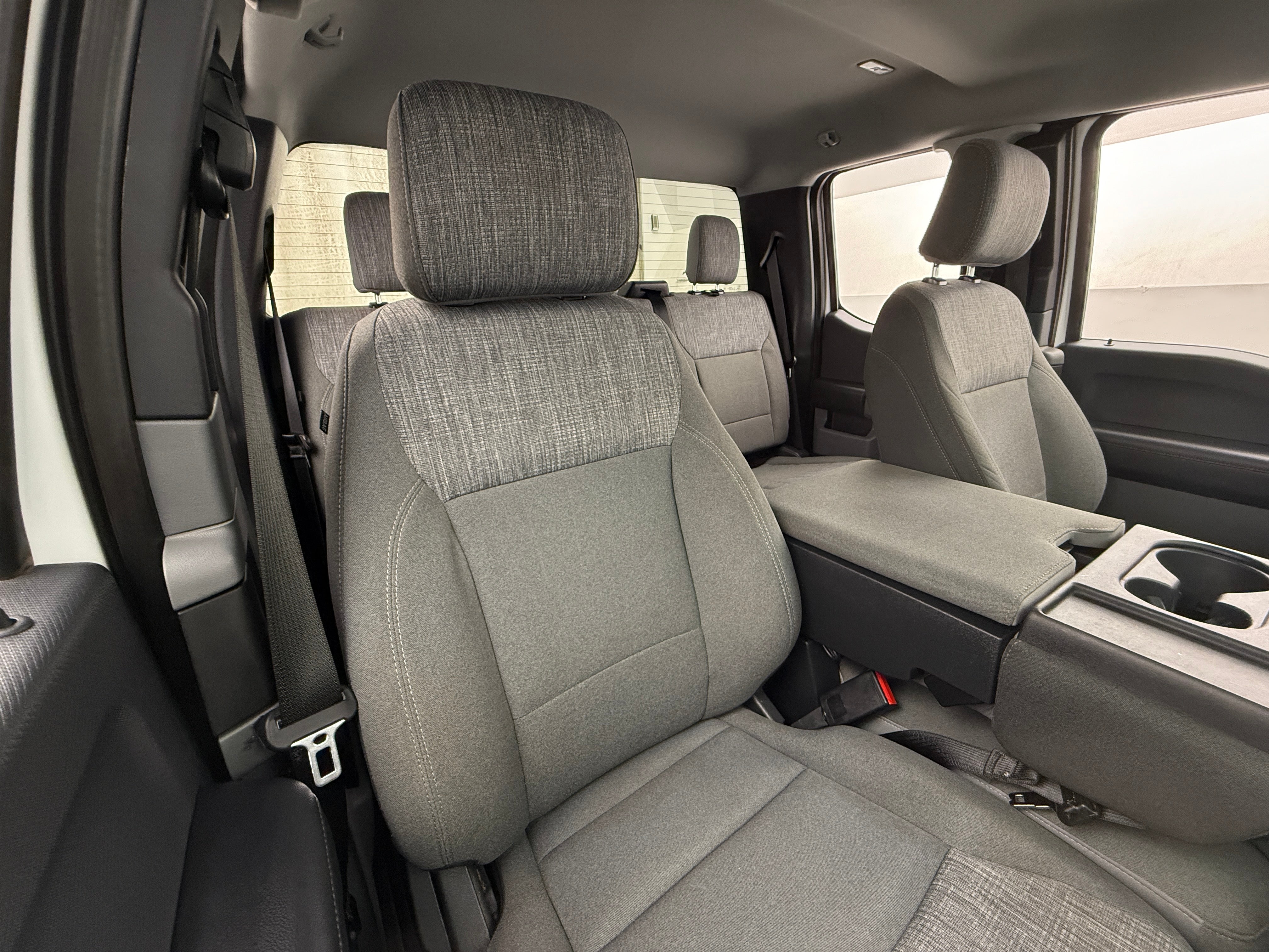 2022 Ford Econoline E-150 2