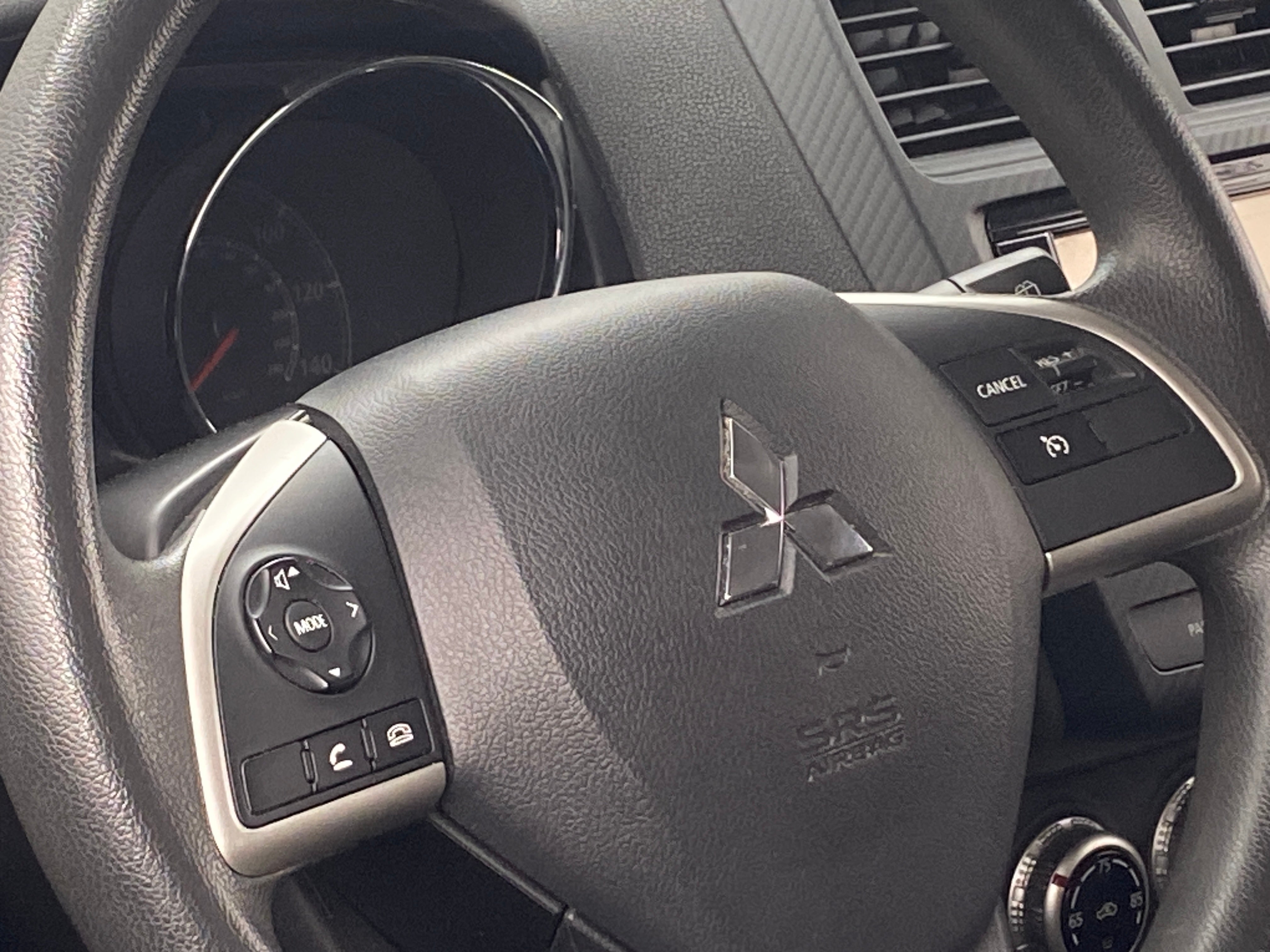 2023 Mitsubishi Outlander Sport ES 5