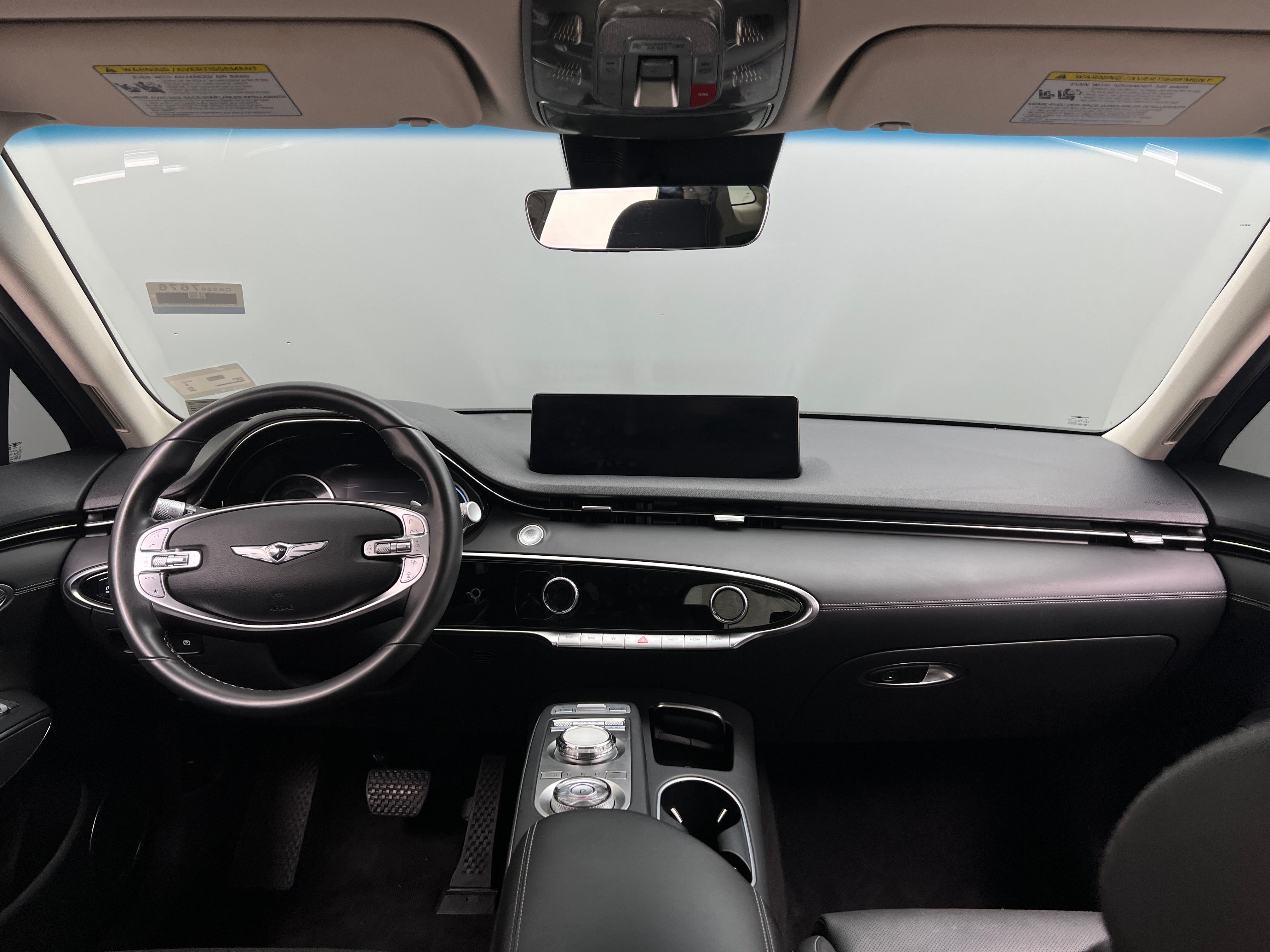 2022 Genesis GV70 Standard 2