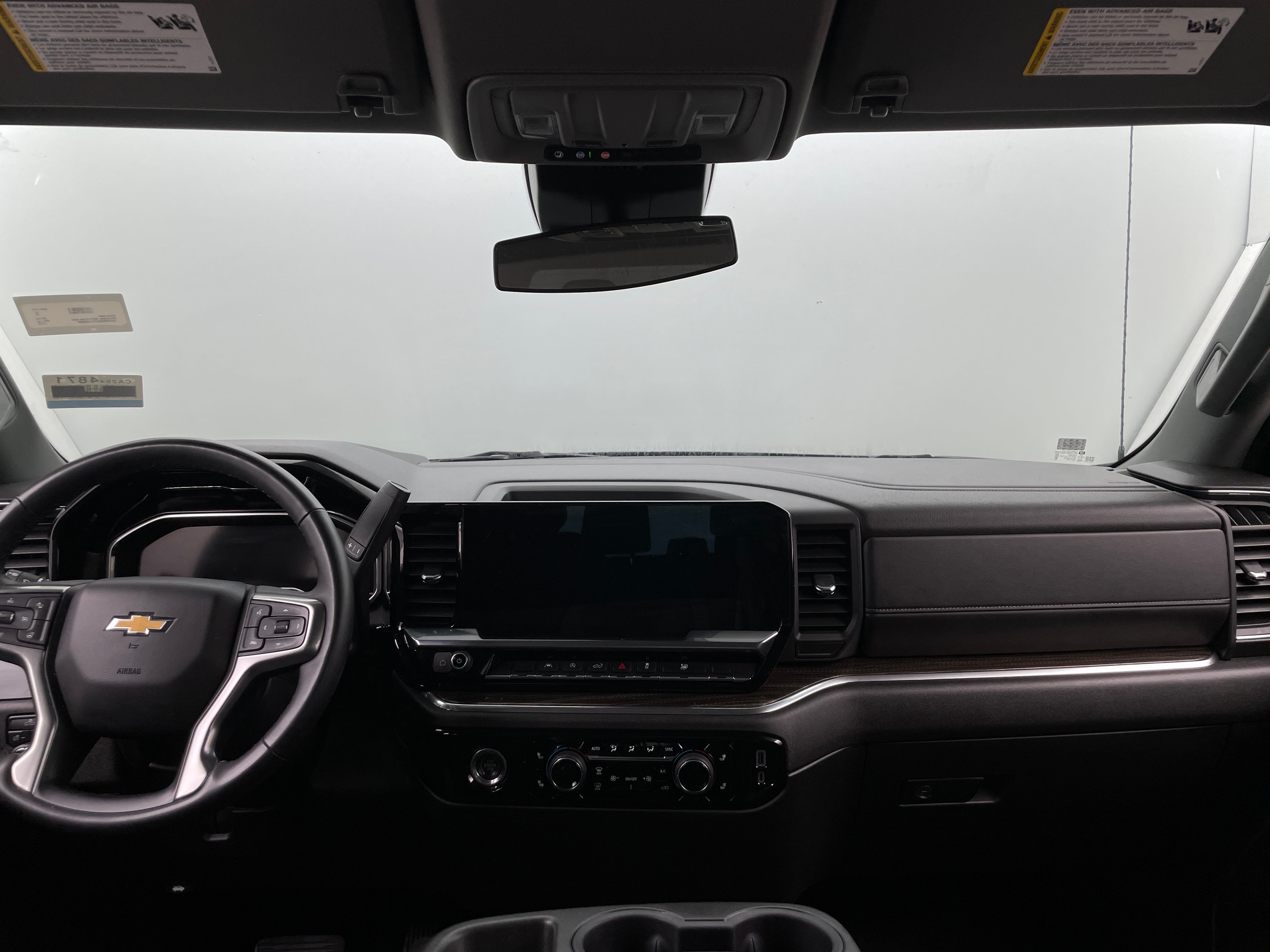 2024 Chevrolet Silverado 1500 LT 3