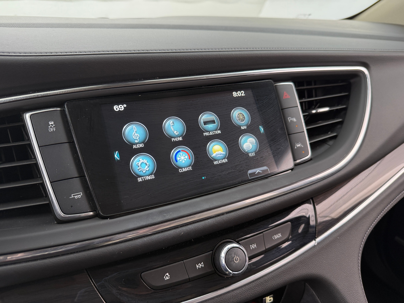 Thumbnail: 2018 Buick Enclave - 3