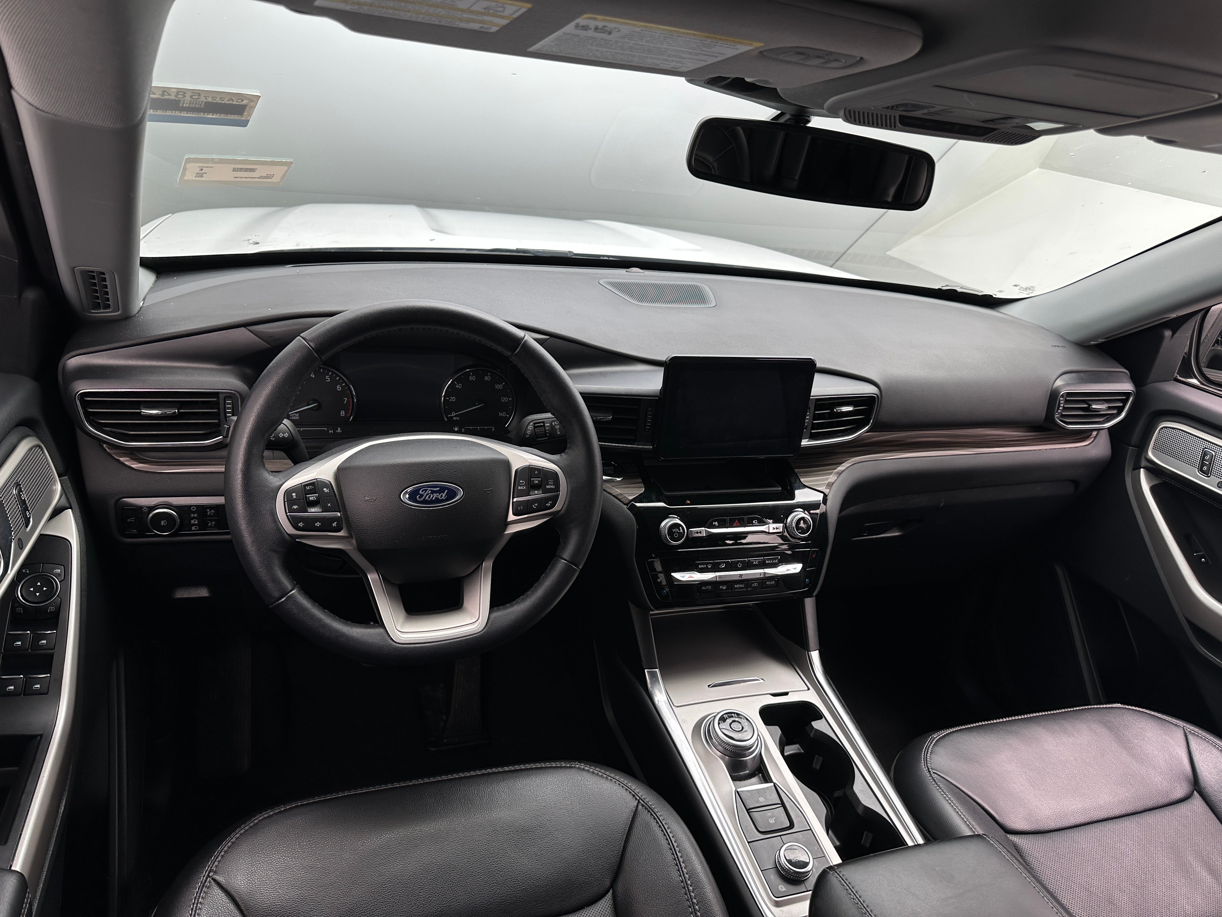2023 Ford Explorer Limited 2