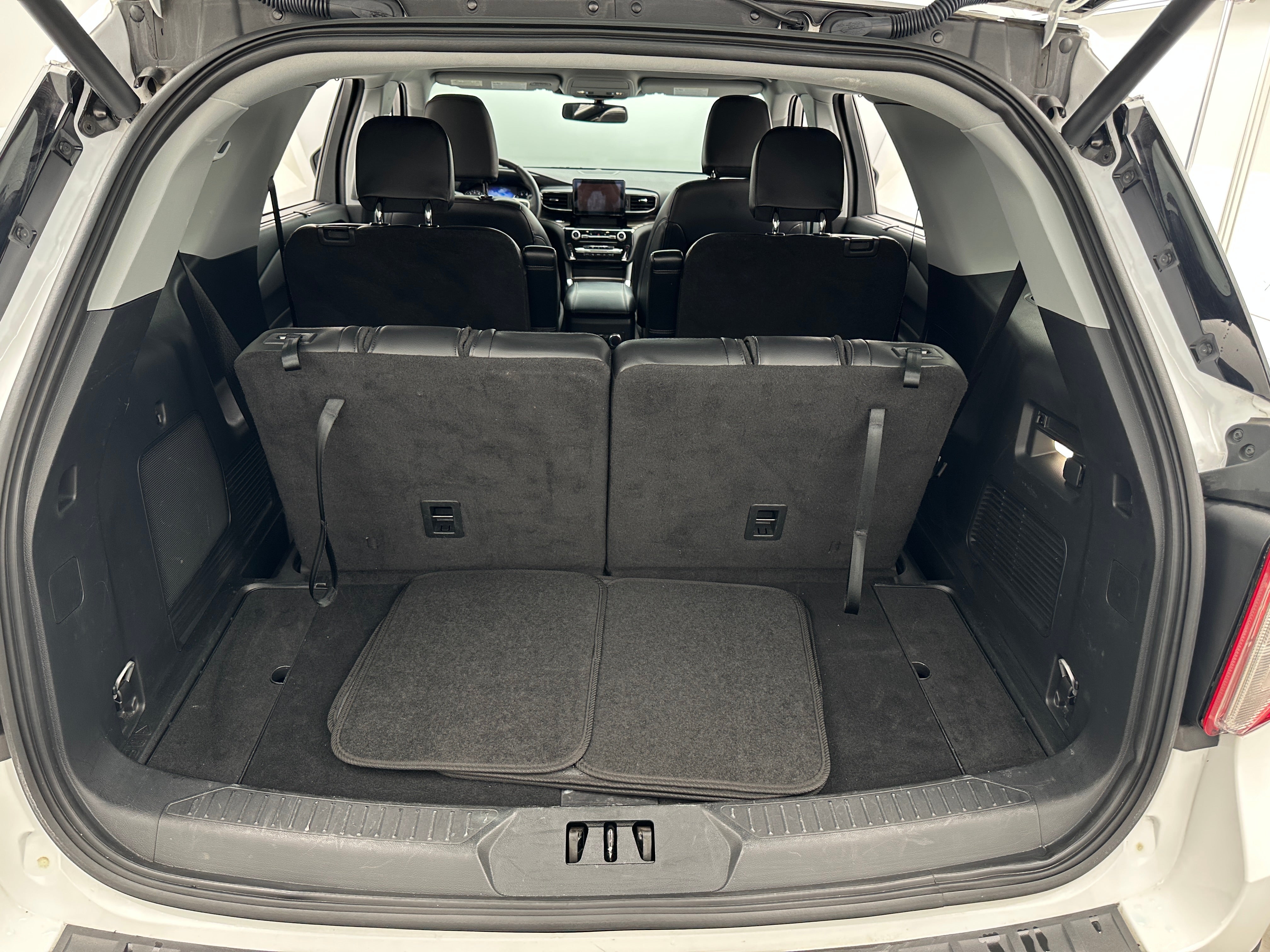 2023 Ford Explorer Limited 6