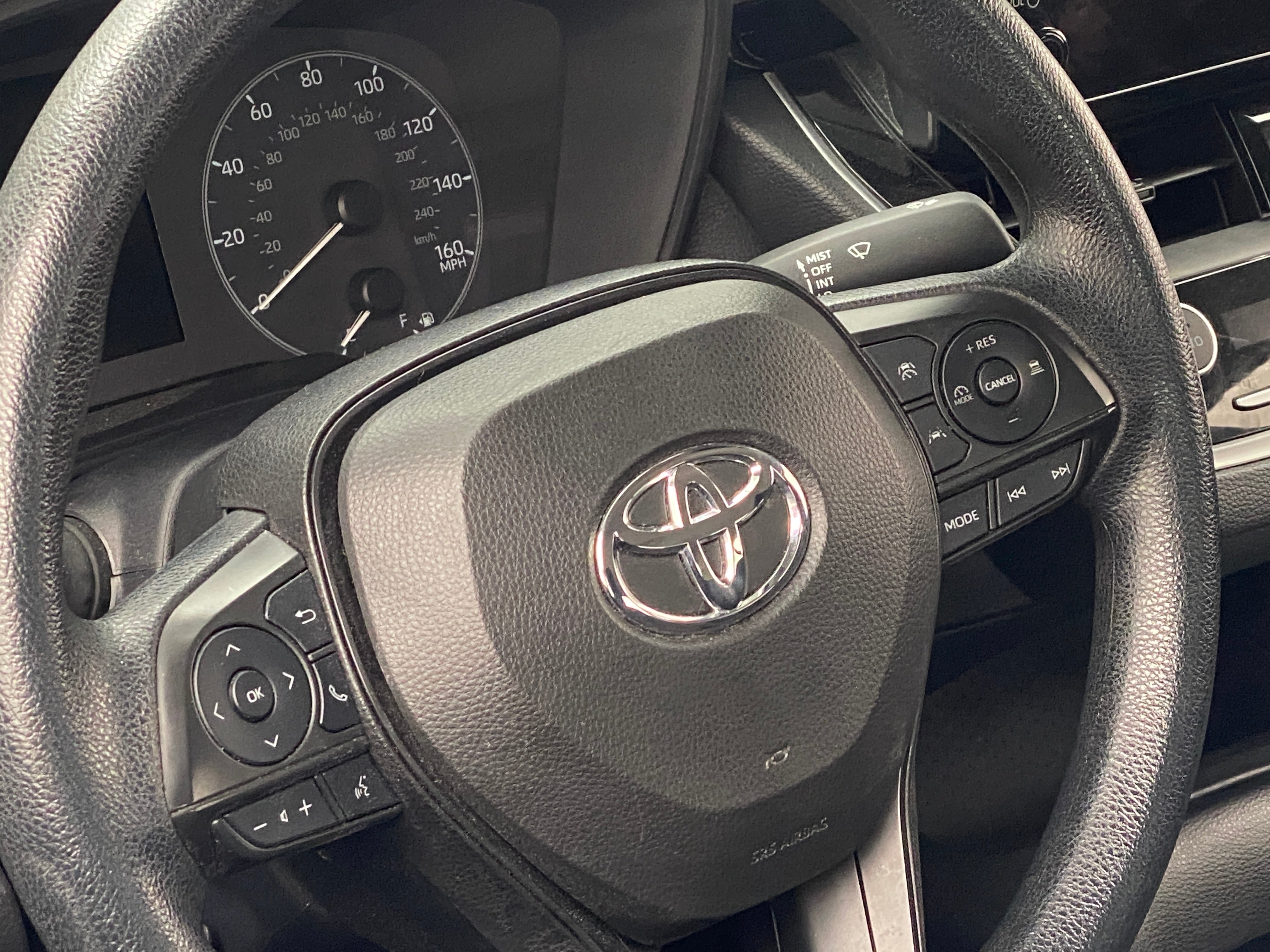2023 Toyota Corolla LE 5