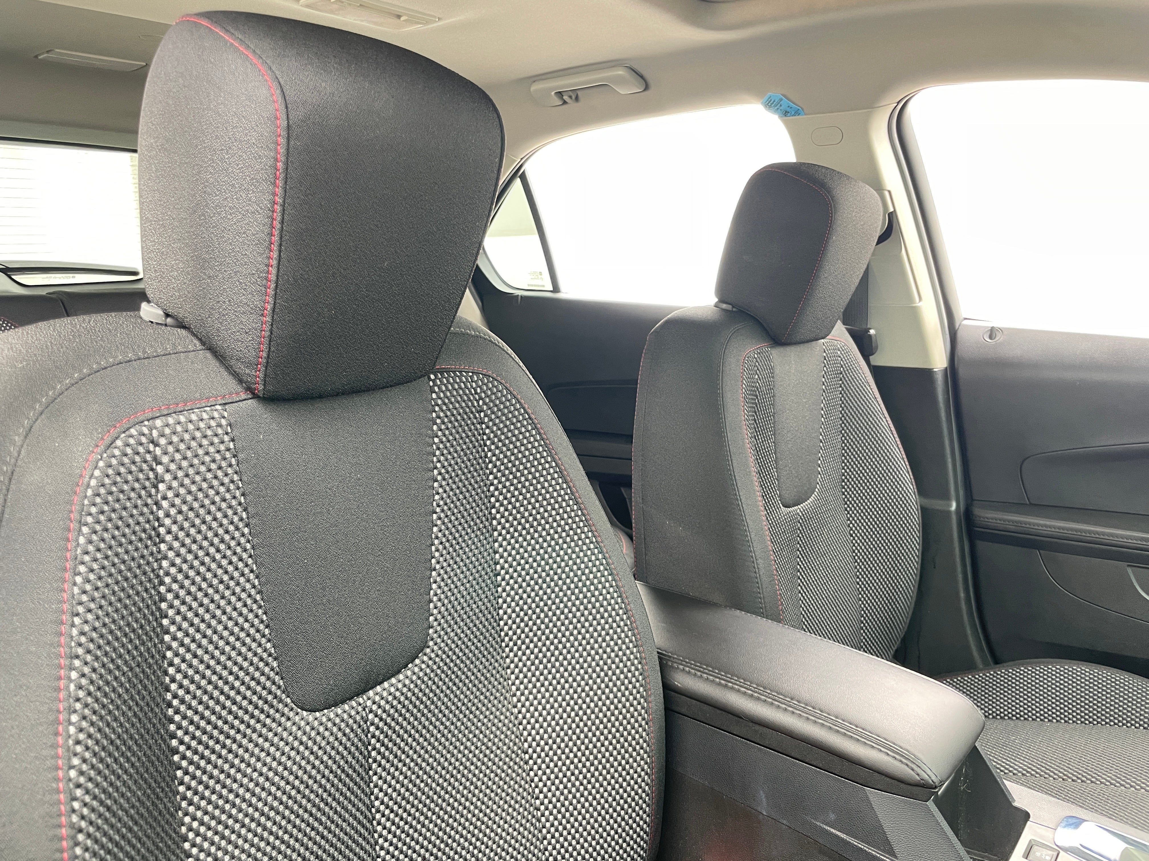 2016 Chevrolet Equinox LT 2