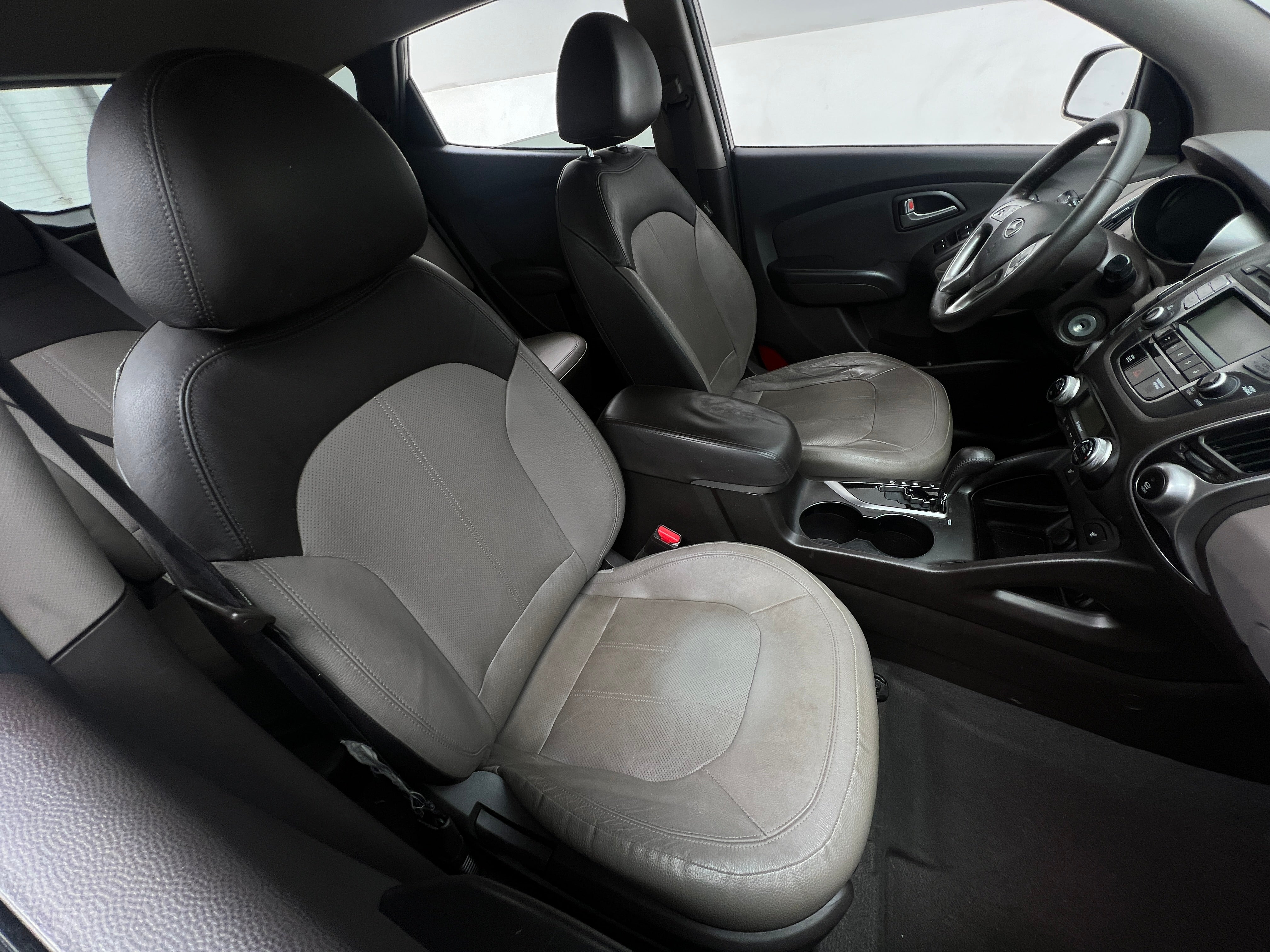 2012 Hyundai Tucson Limited 2