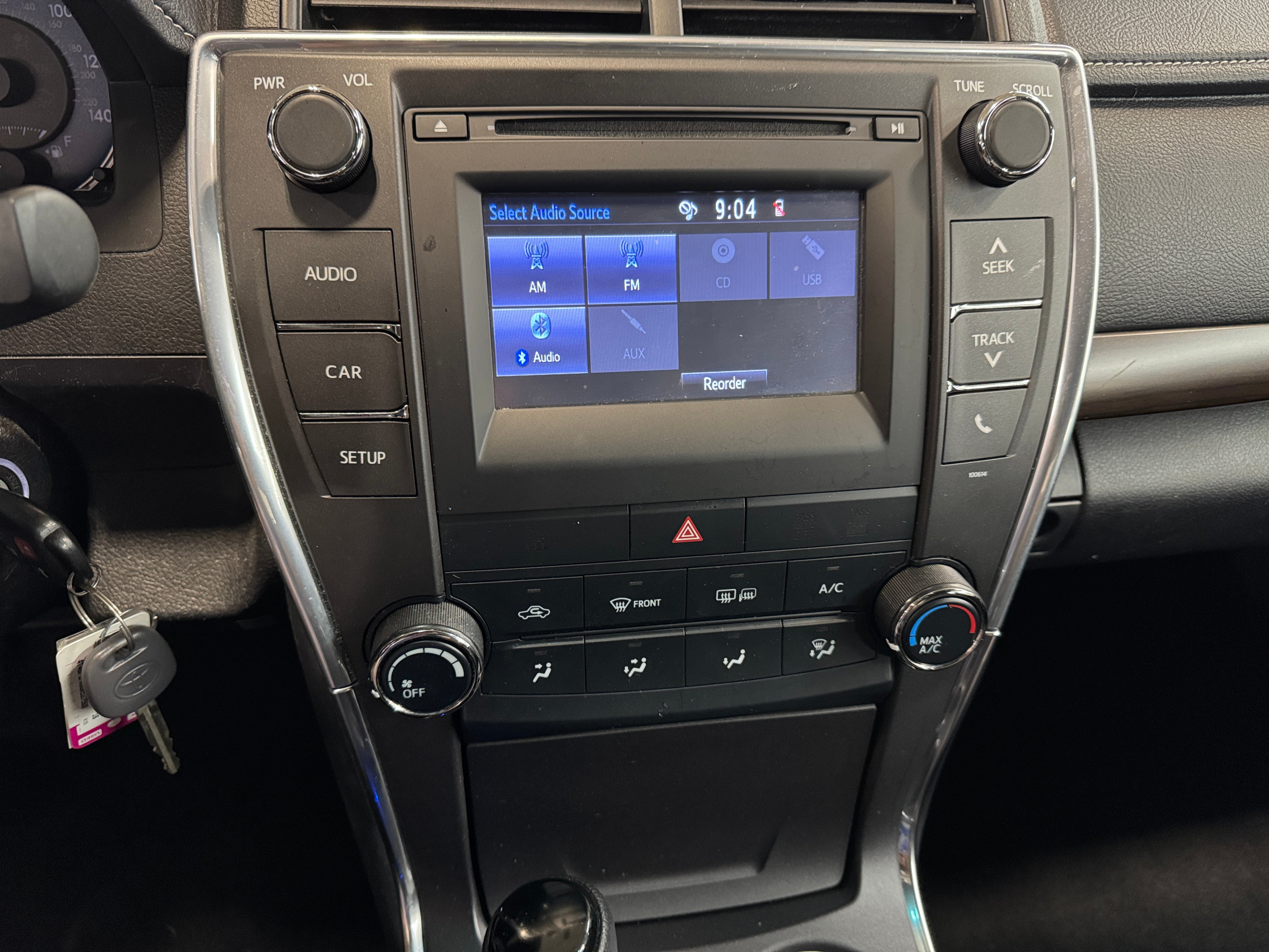2016 Toyota Camry LE 4