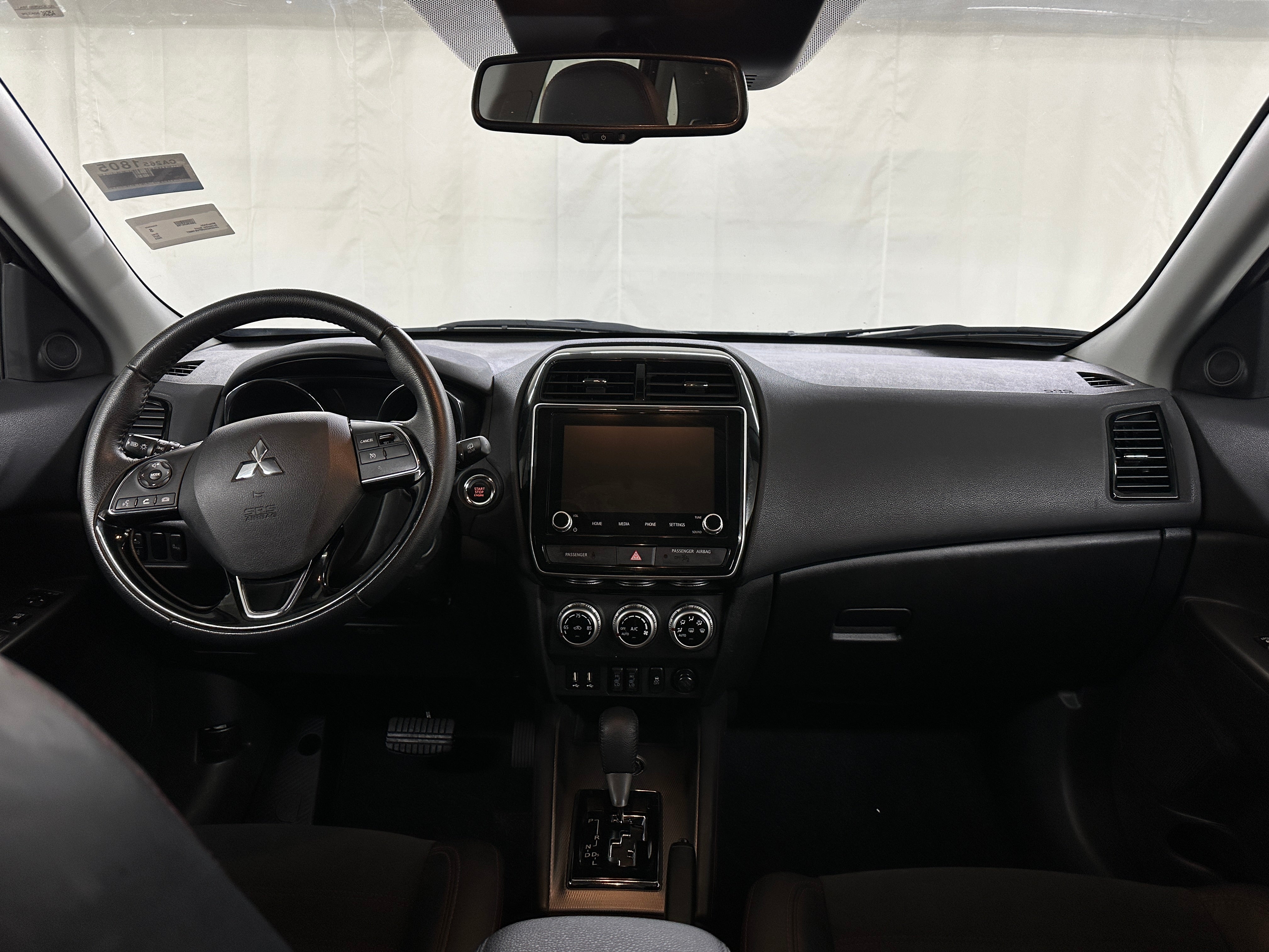 2023 Mitsubishi Outlander Sport SE 3